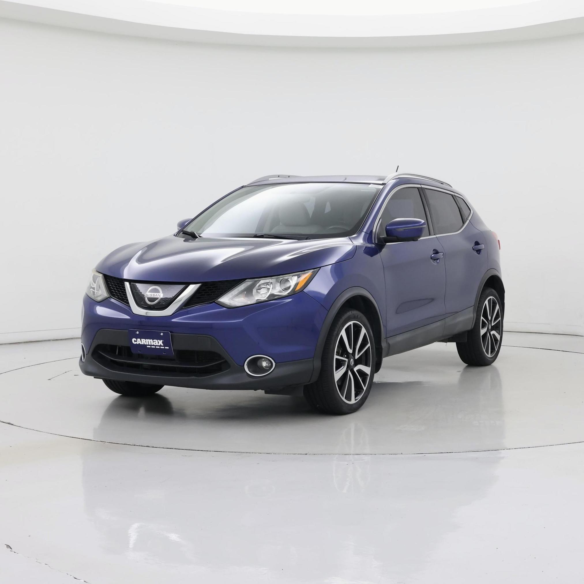 Thumbnail: 2018 Nissan Rogue Sport - 4