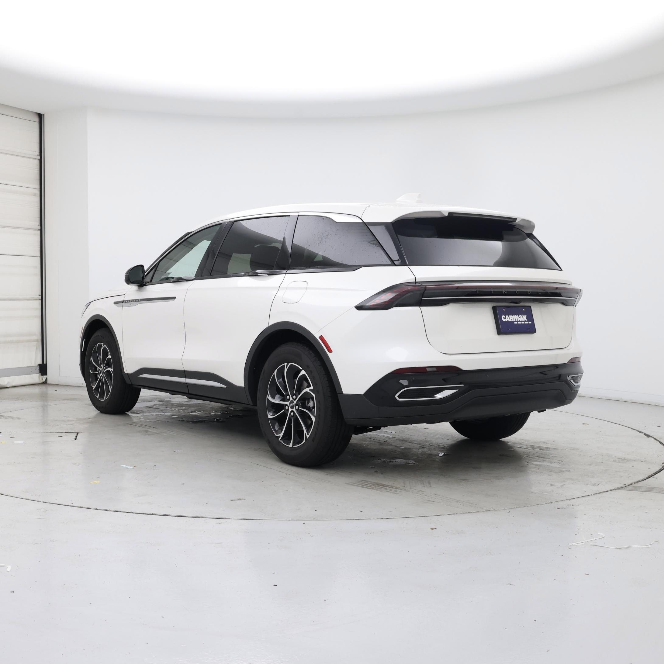 Thumbnail: 2025 Lincoln Nautilus - 2