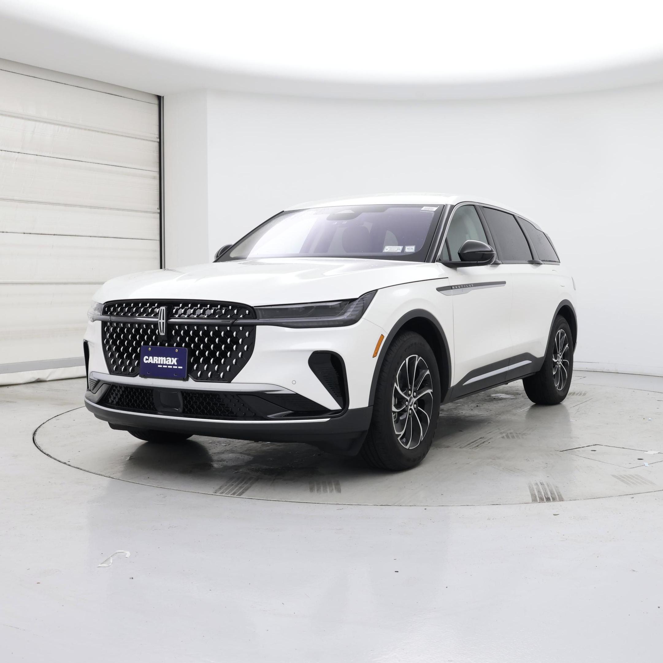Thumbnail: 2025 Lincoln Nautilus - 4