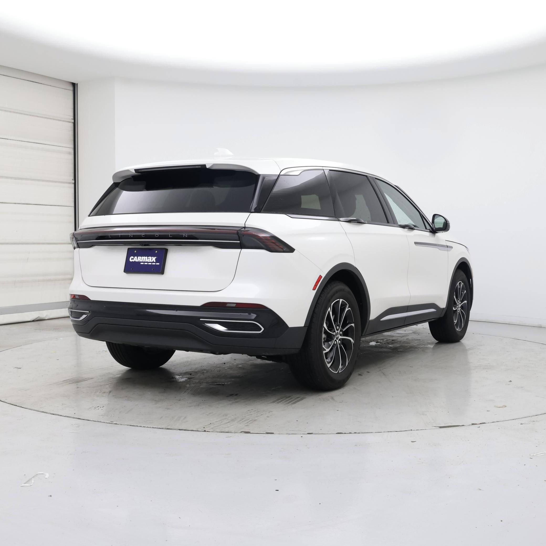 Thumbnail: 2025 Lincoln Nautilus - 8