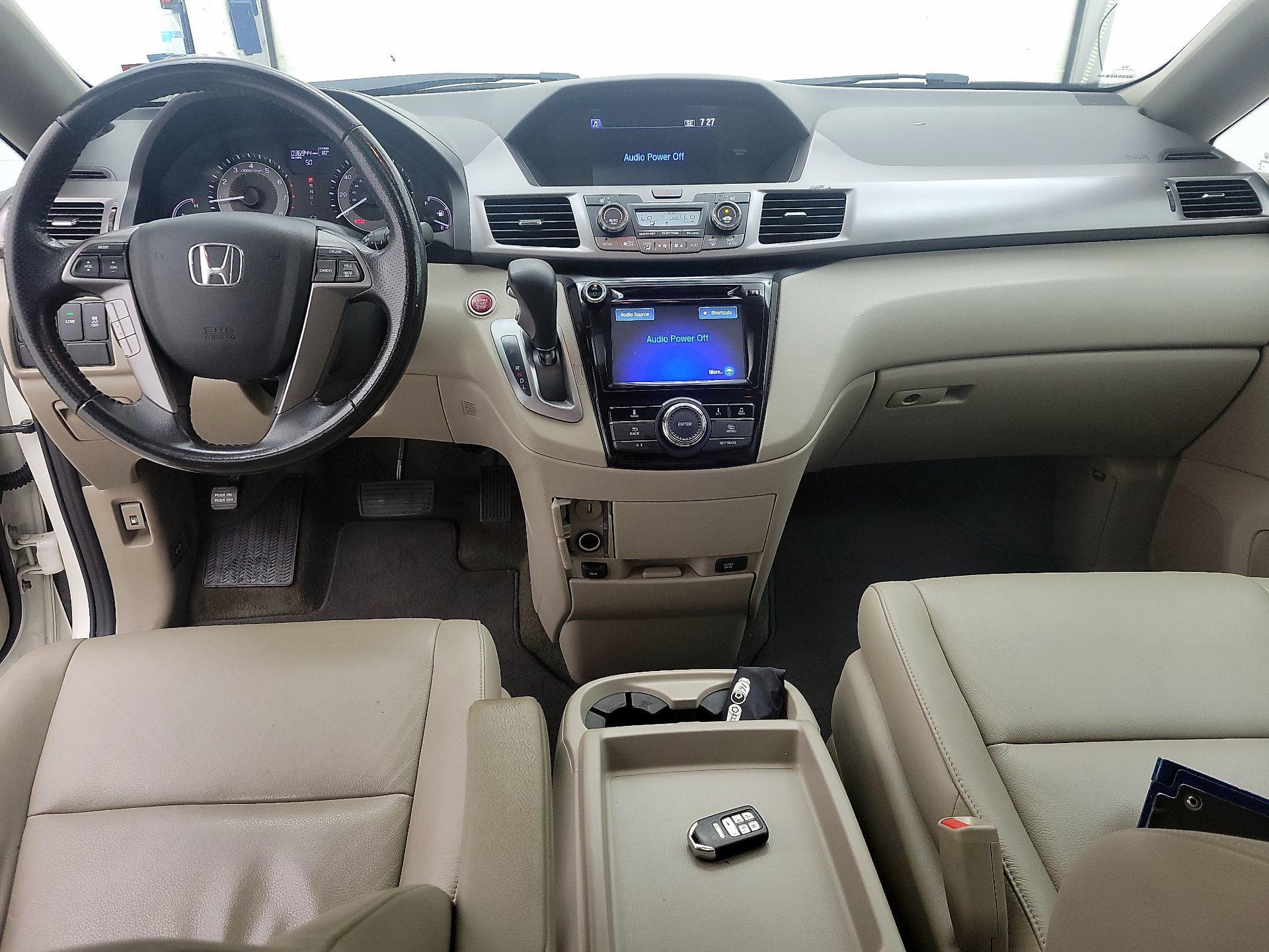 Thumbnail: 2016 Honda Odyssey - 9