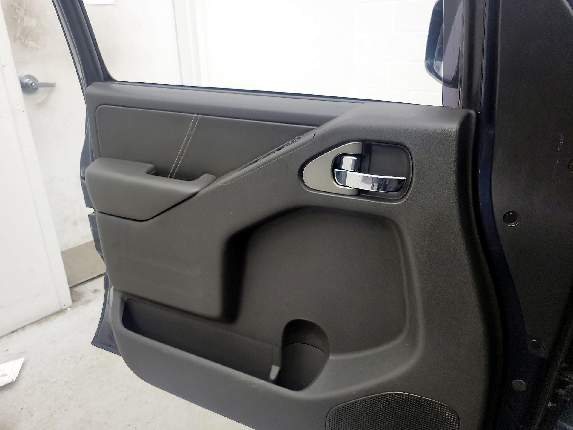 Thumbnail: 2016 Nissan Frontier - 12
