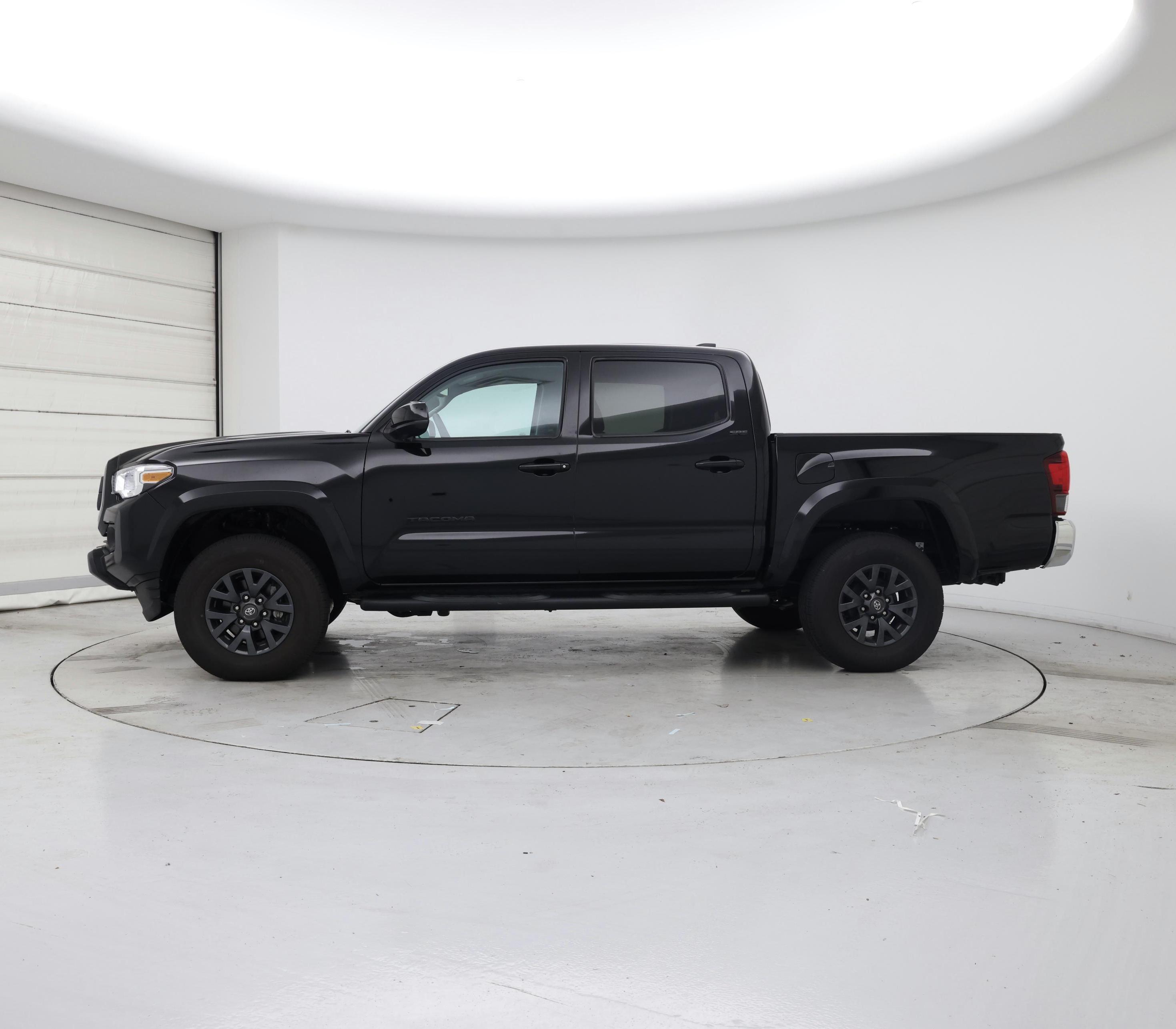 Thumbnail: 2023 Toyota Tacoma - 3