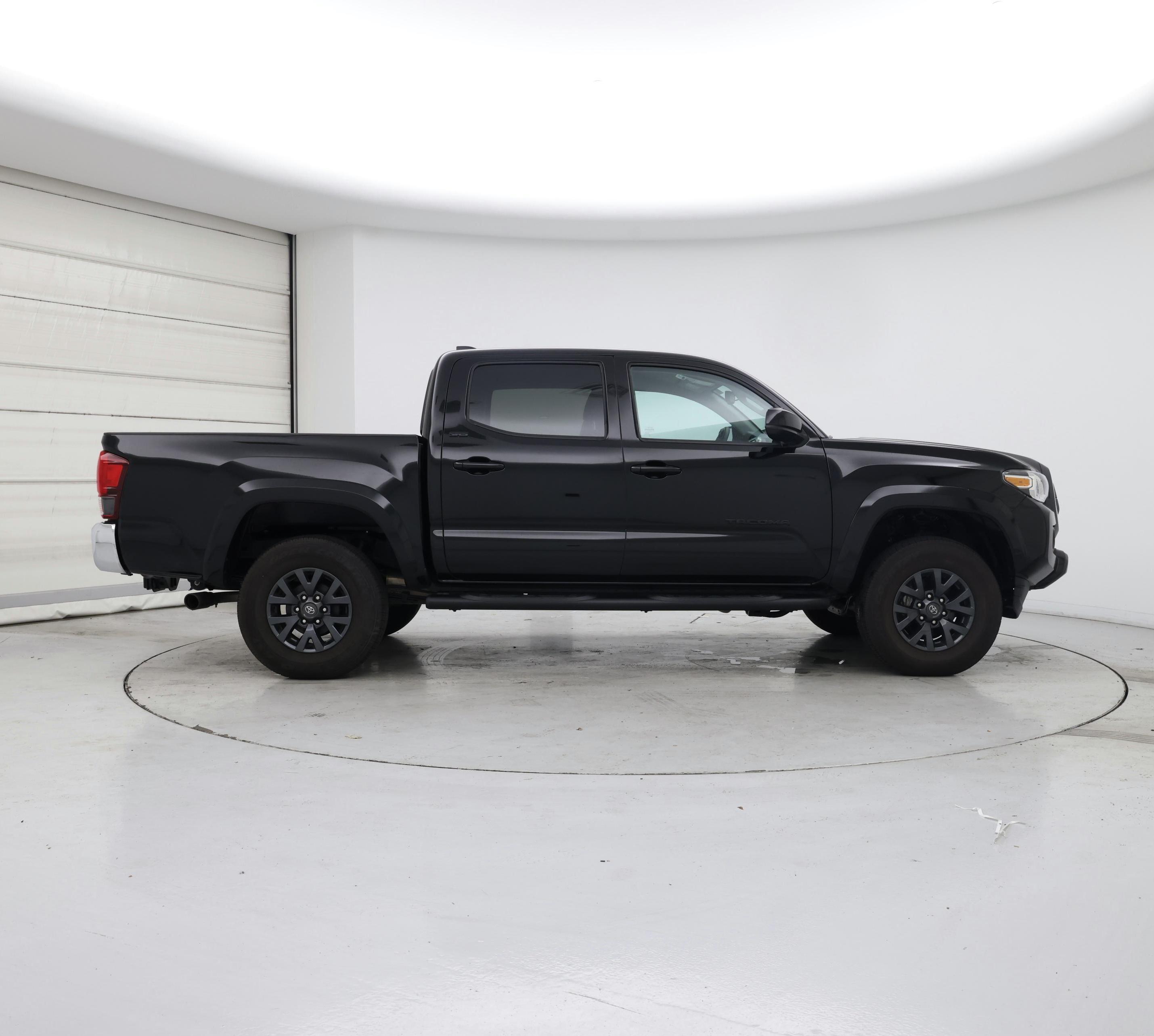Thumbnail: 2023 Toyota Tacoma - 7