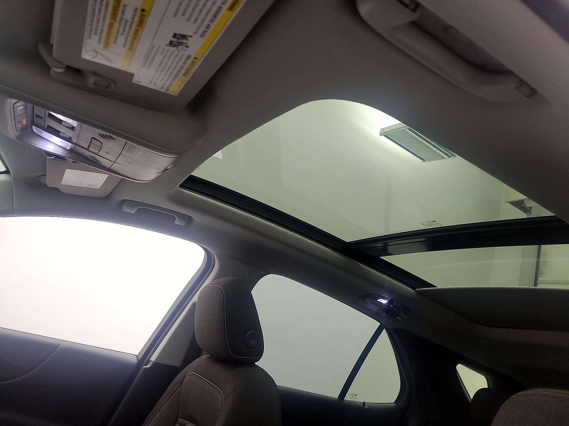 Thumbnail: 2019 Chevrolet Equinox - 17