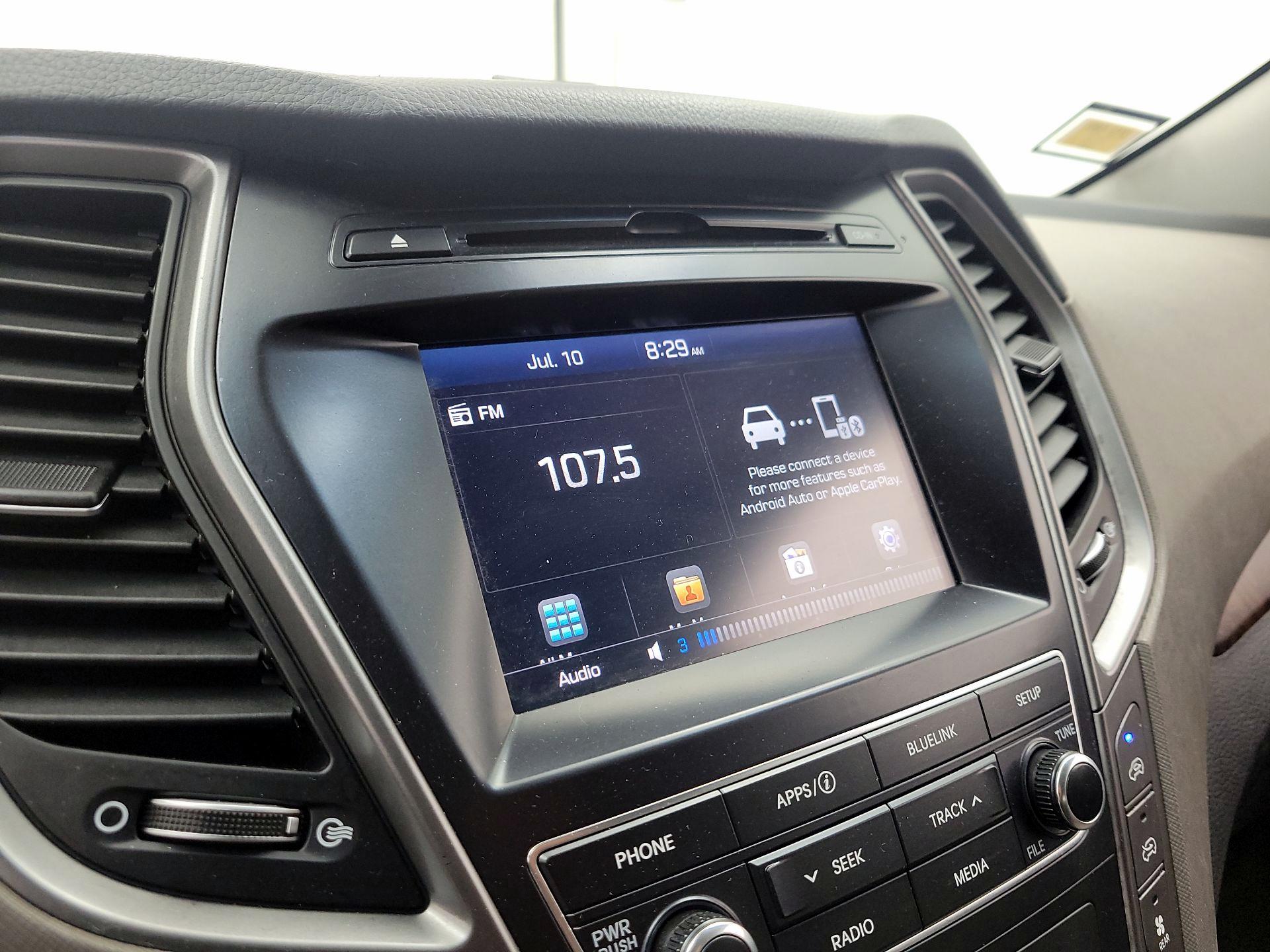 Thumbnail: 2018 Hyundai Santa Fe - 15