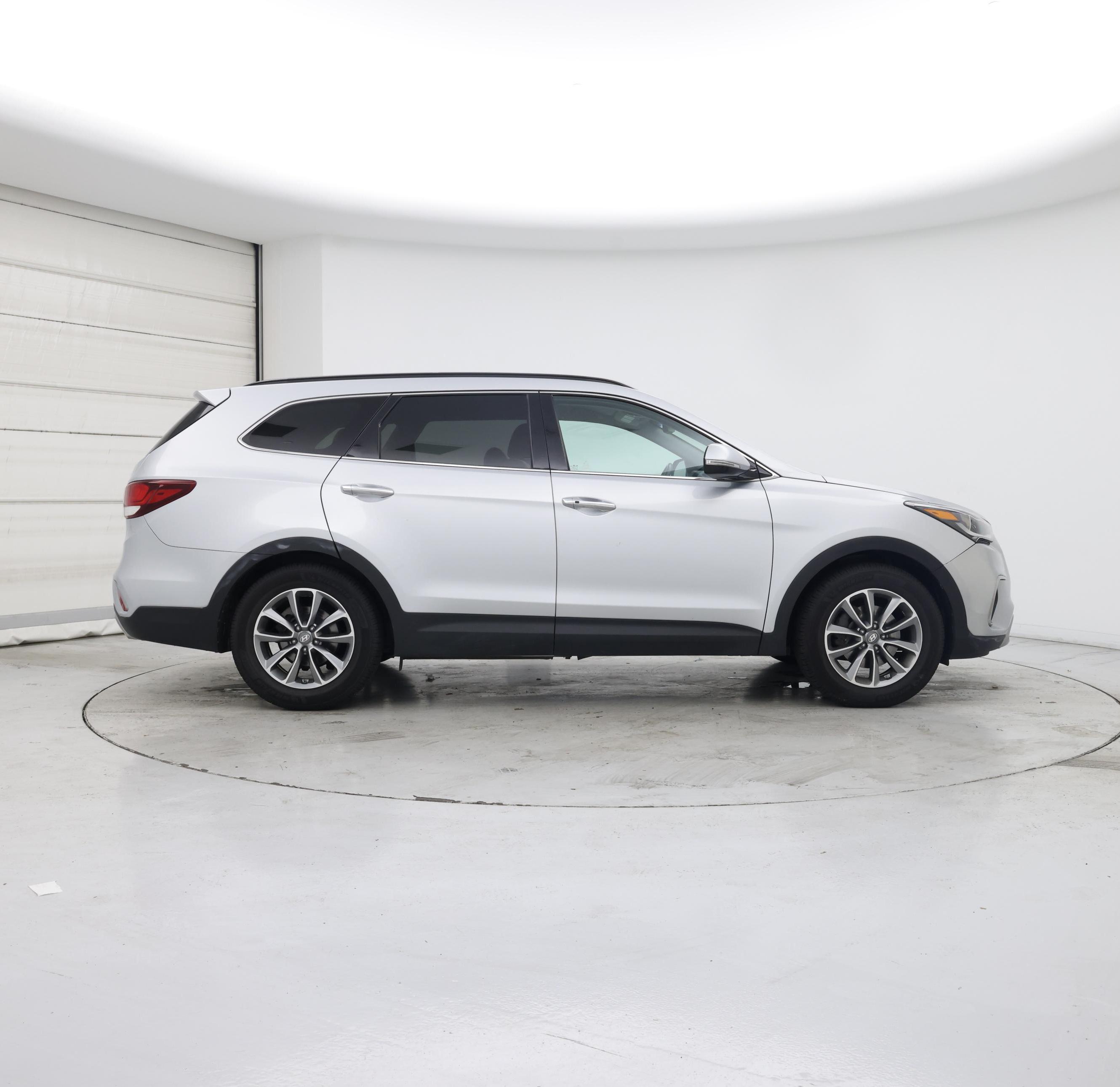 Thumbnail: 2018 Hyundai Santa Fe - 7