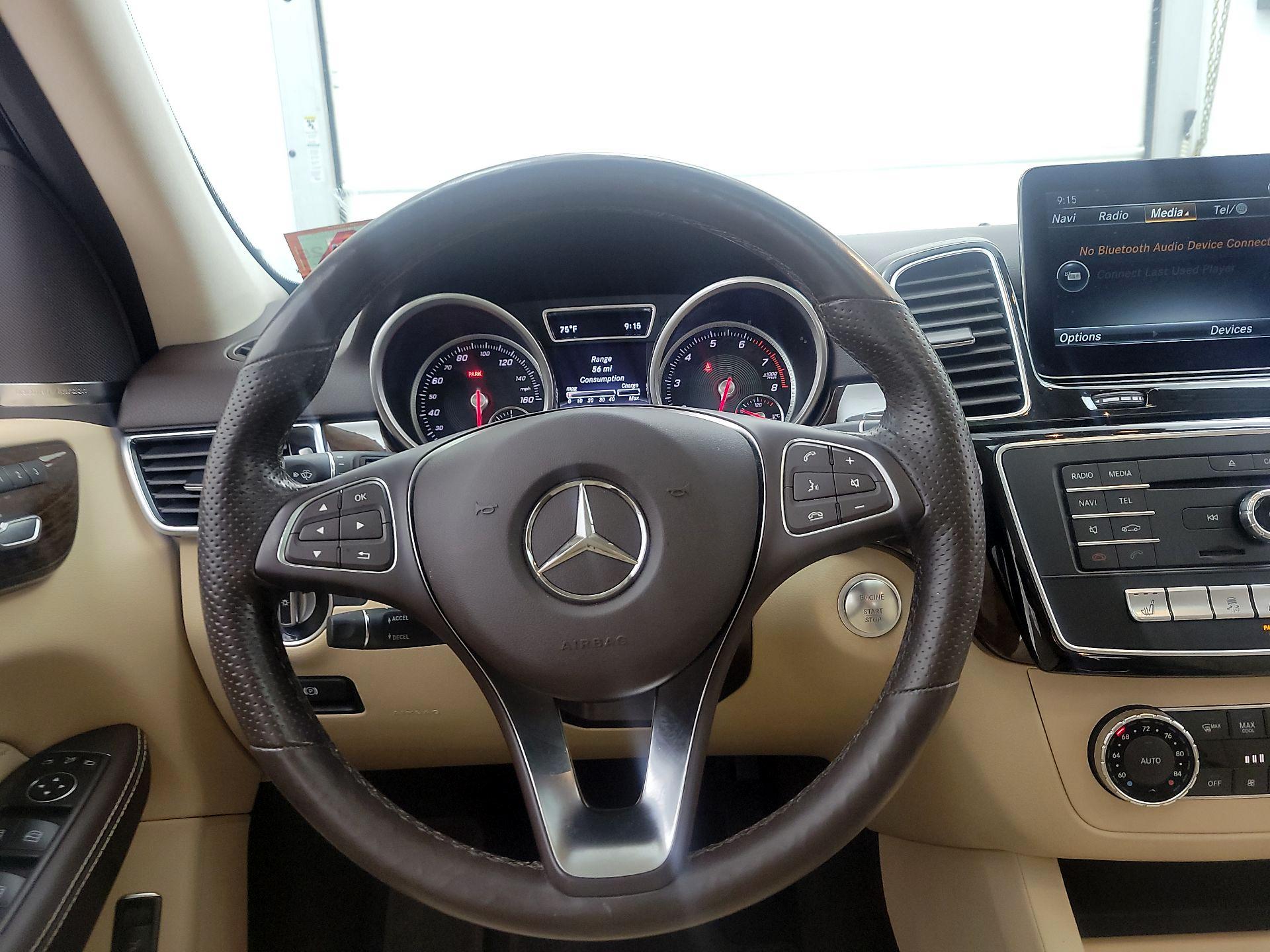 Thumbnail: 2016 Mercedes-Benz GLE - 10