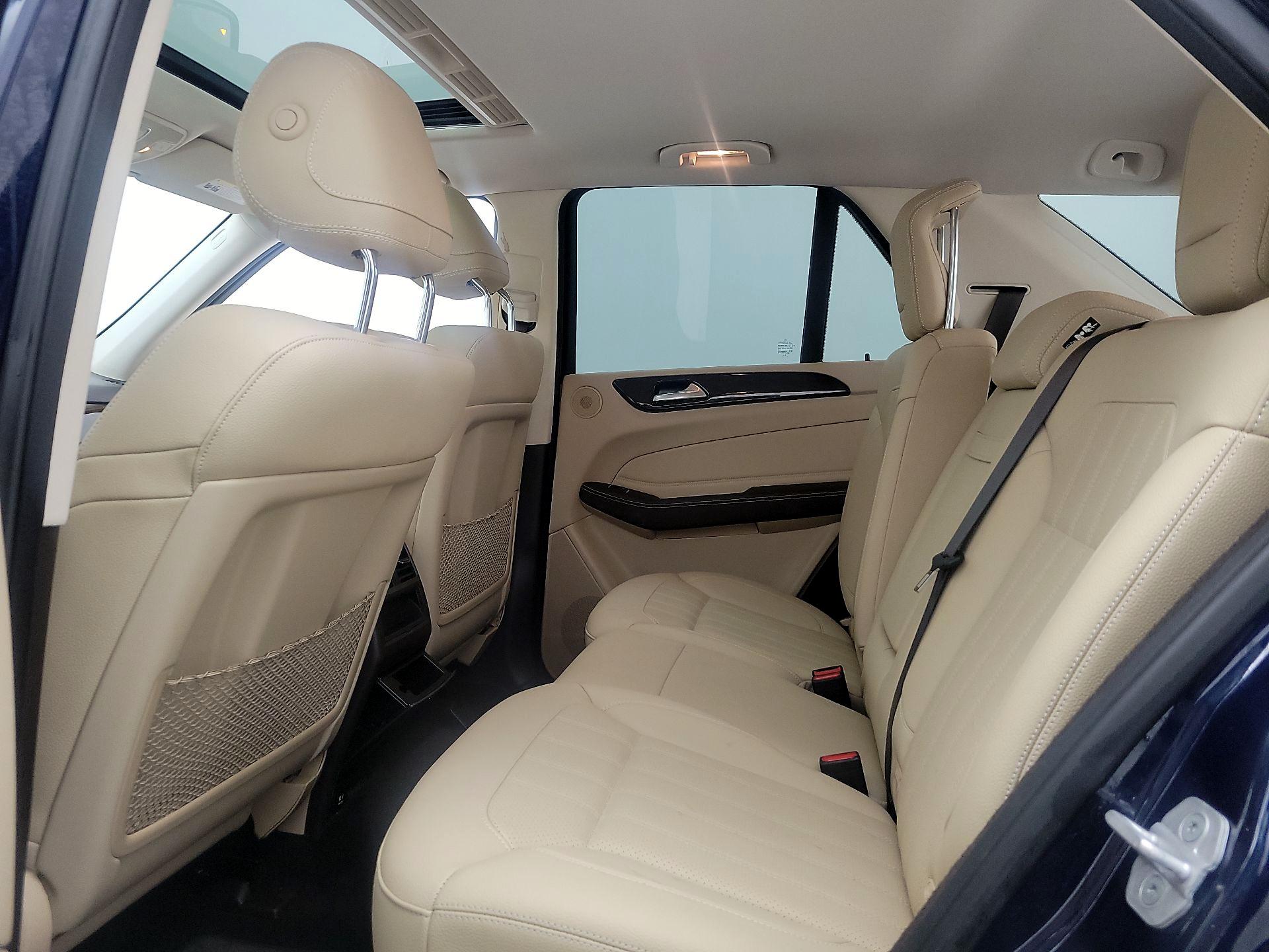 Thumbnail: 2016 Mercedes-Benz GLE - 19