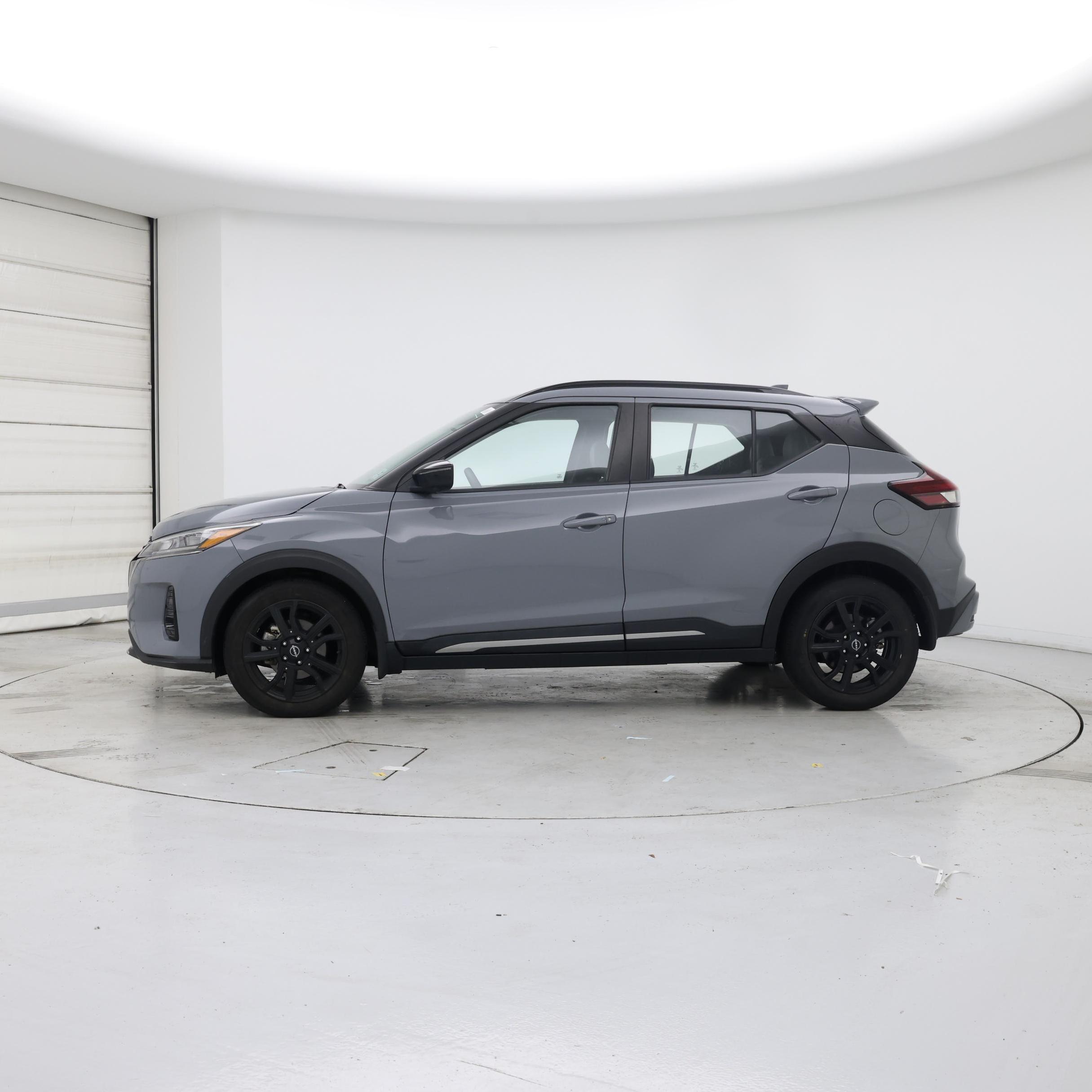 Thumbnail: 2022 Nissan Kicks - 3