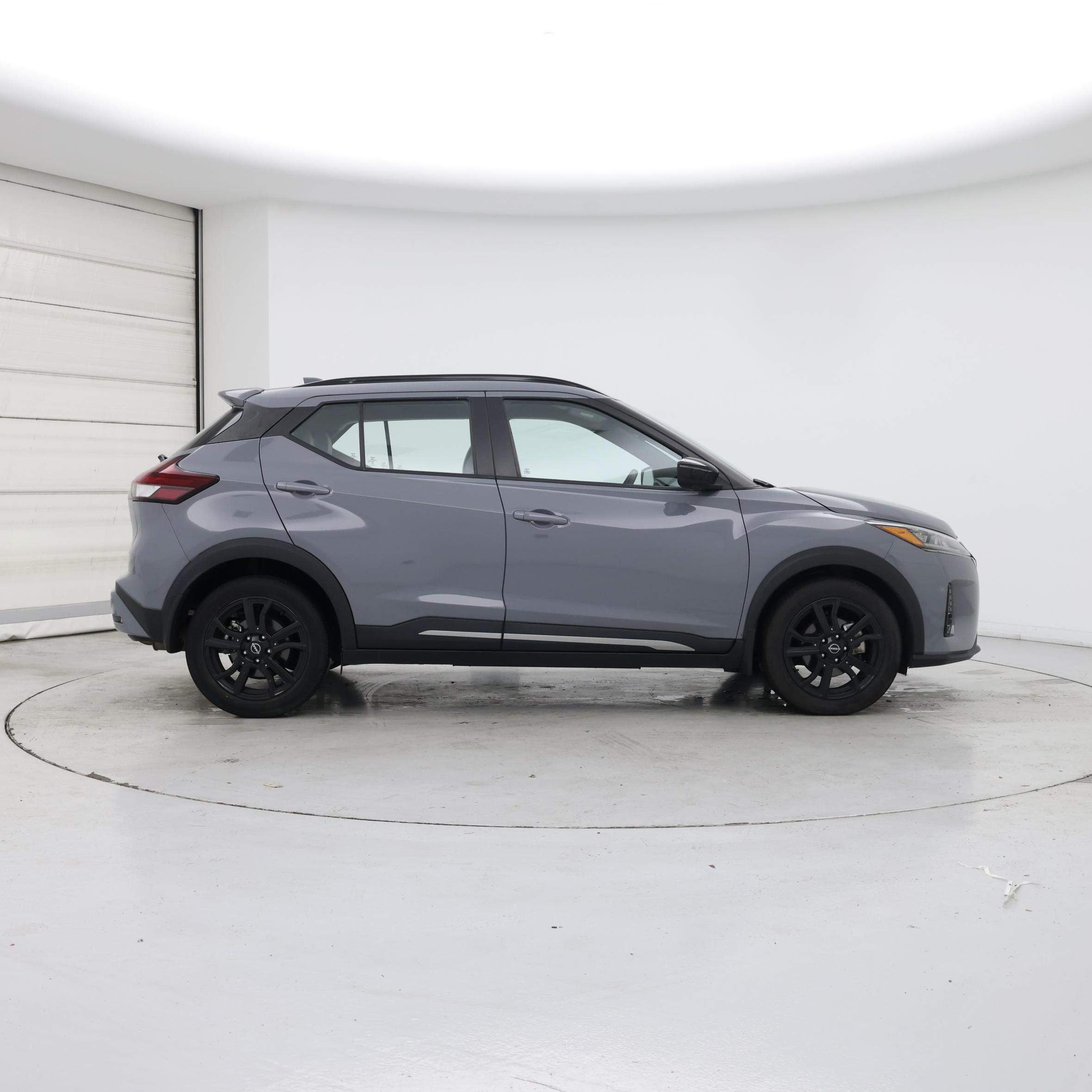 Thumbnail: 2022 Nissan Kicks - 7