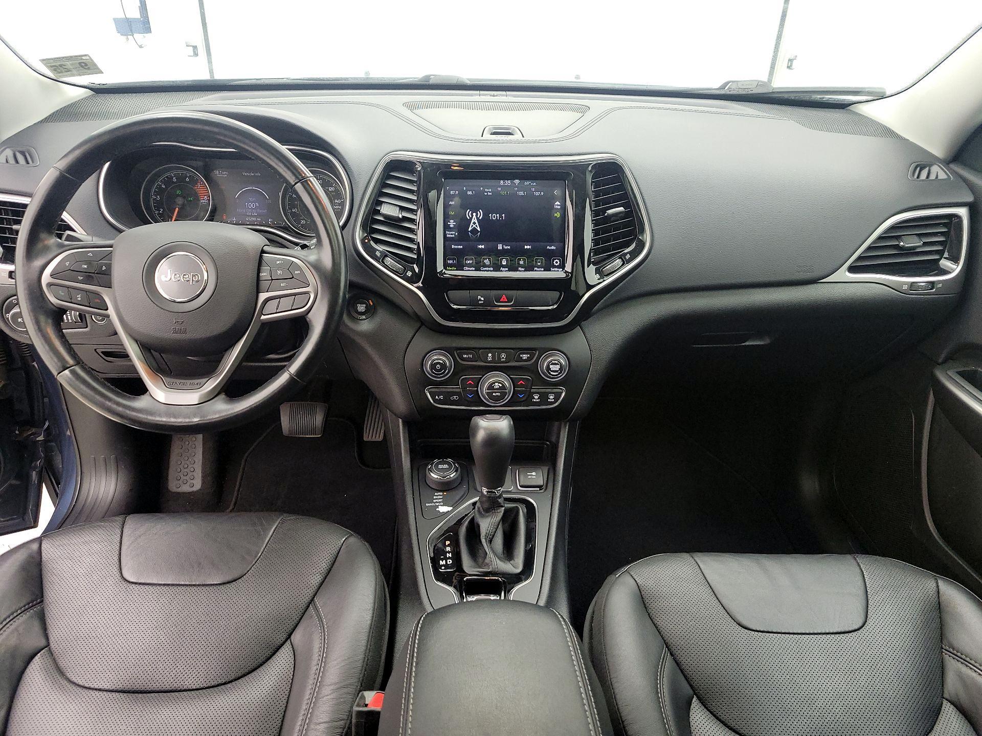 Thumbnail: 2020 Jeep Cherokee - 9