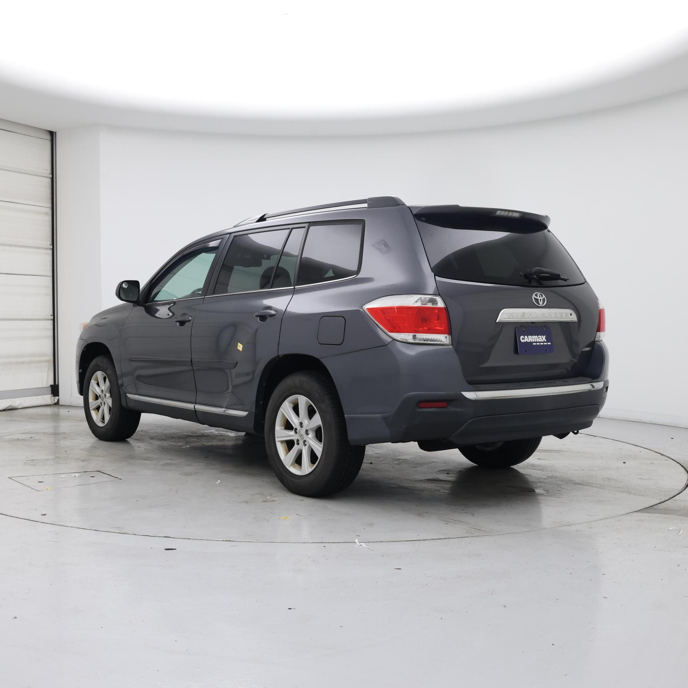 Thumbnail: 2013 Toyota Highlander - 2