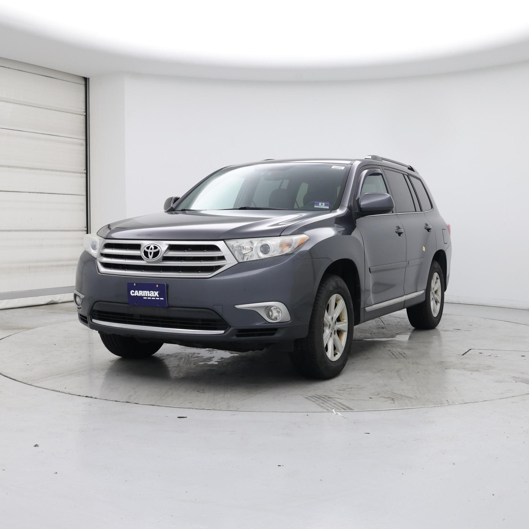 Thumbnail: 2013 Toyota Highlander - 4
