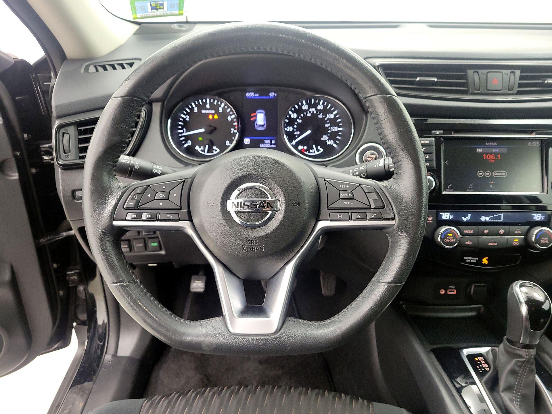 Thumbnail: 2018 Nissan Rogue - 10