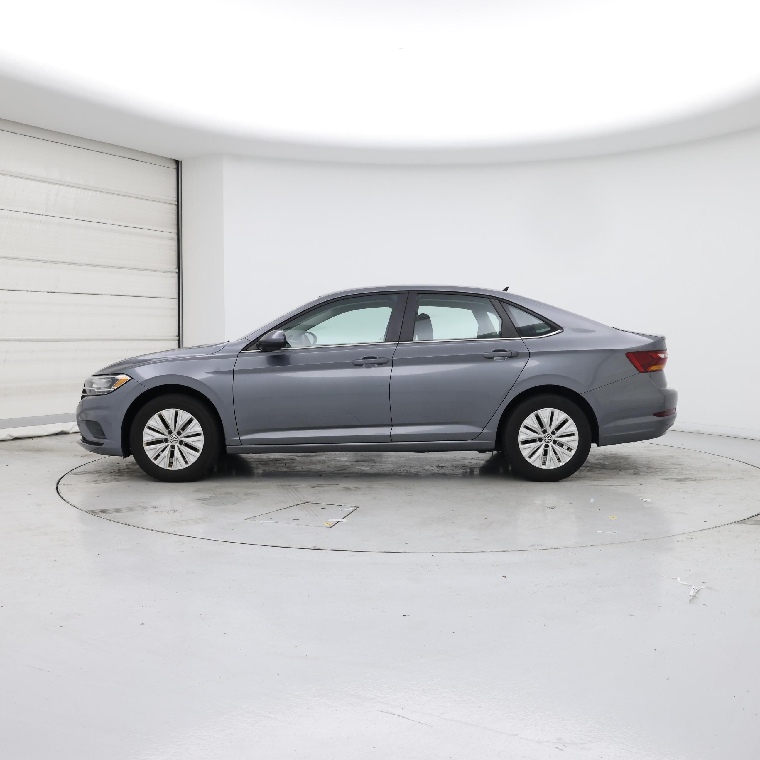 Thumbnail: 2019 Volkswagen Jetta - 3