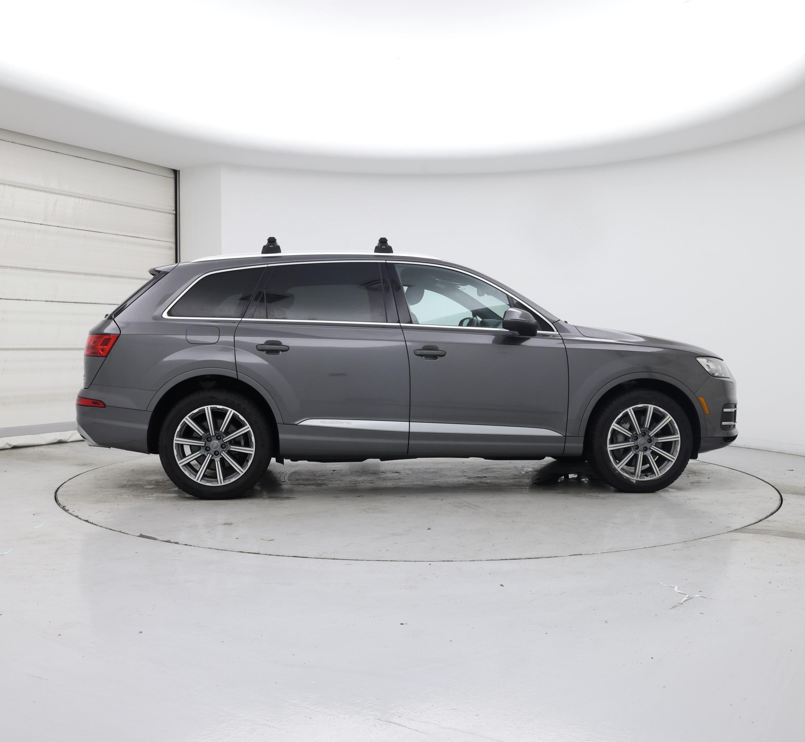 Thumbnail: 2018 Audi Q7 - 7