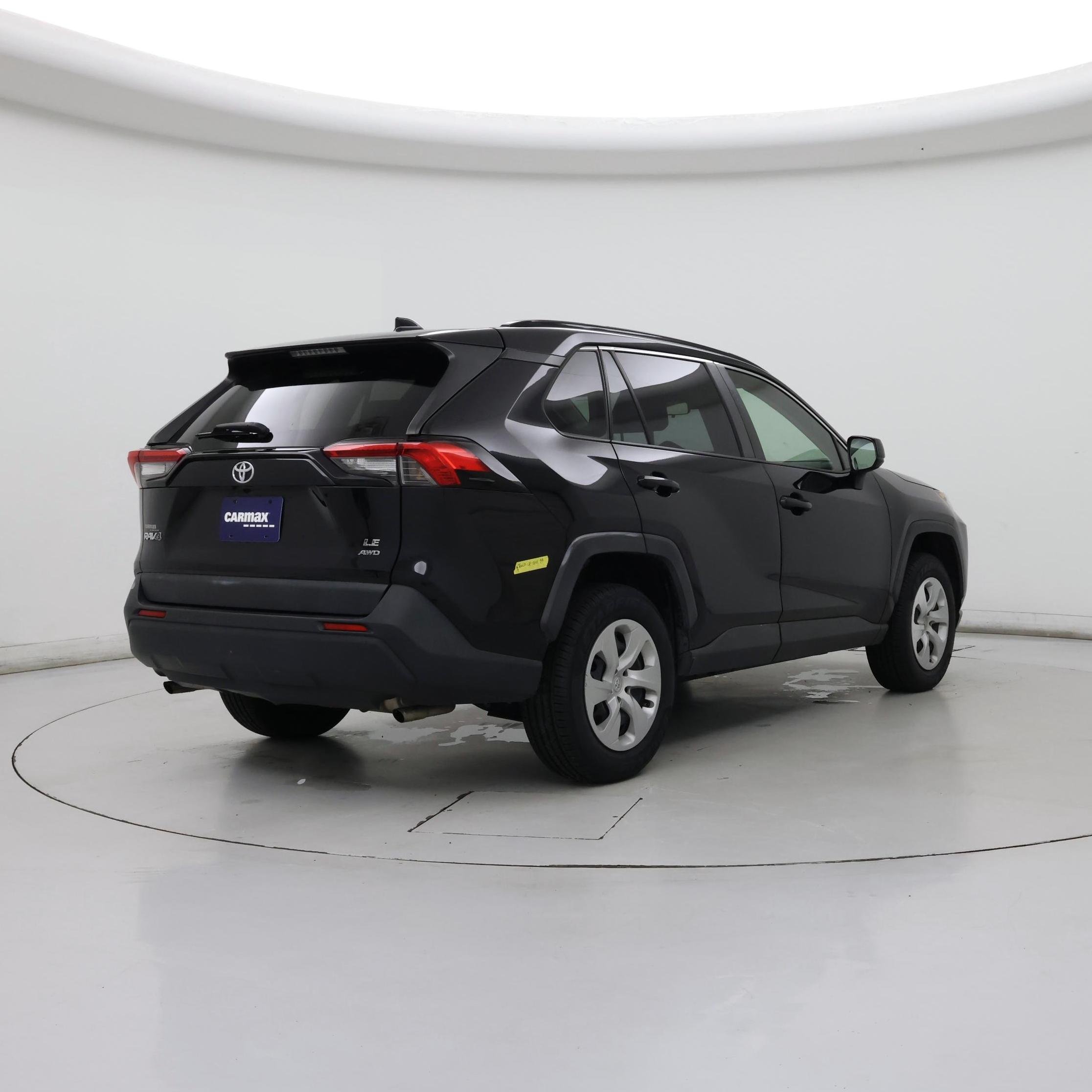 Thumbnail: 2019 Toyota RAV4 - 8