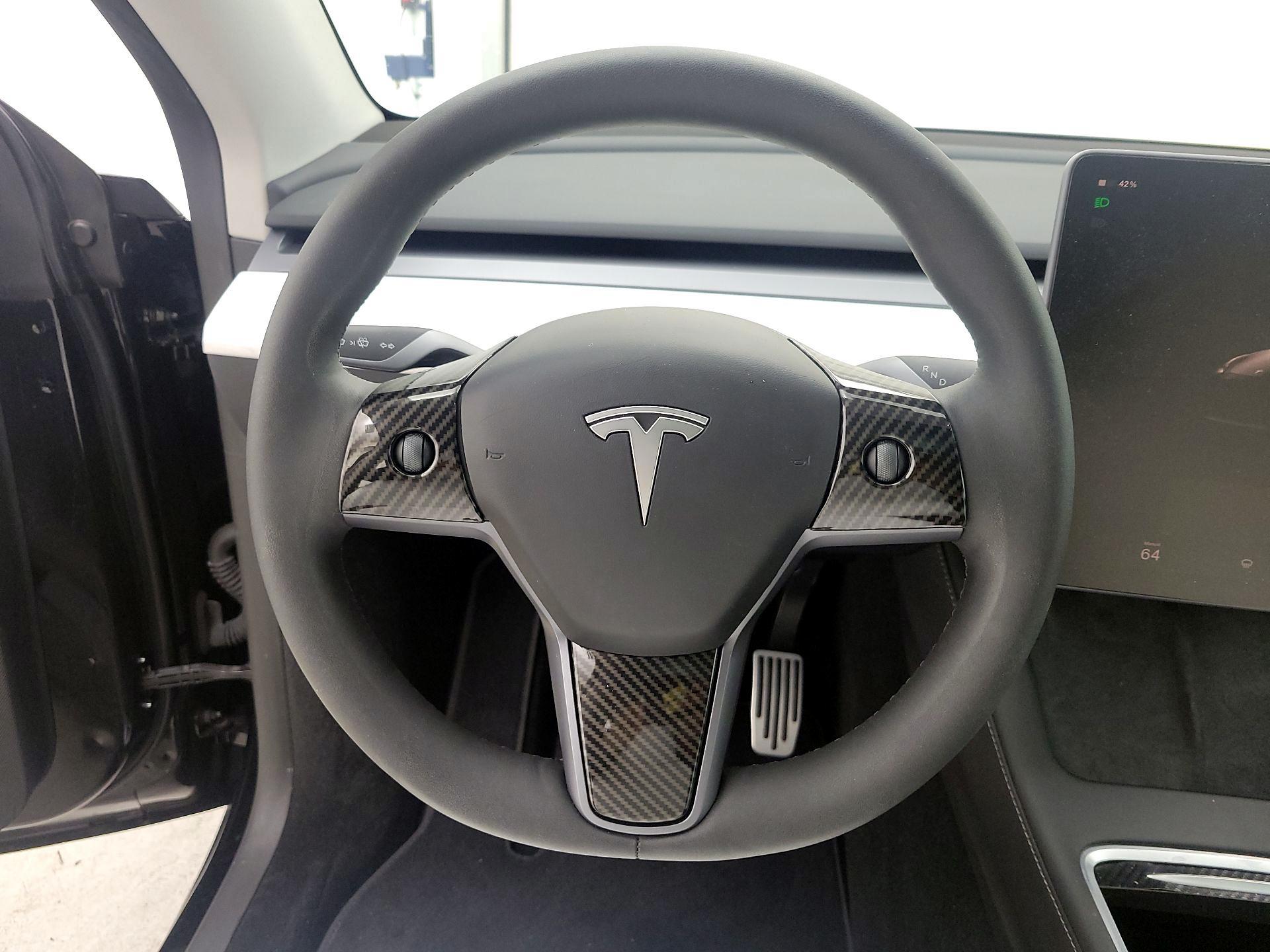 Thumbnail: 2023 Tesla Model Y - 10