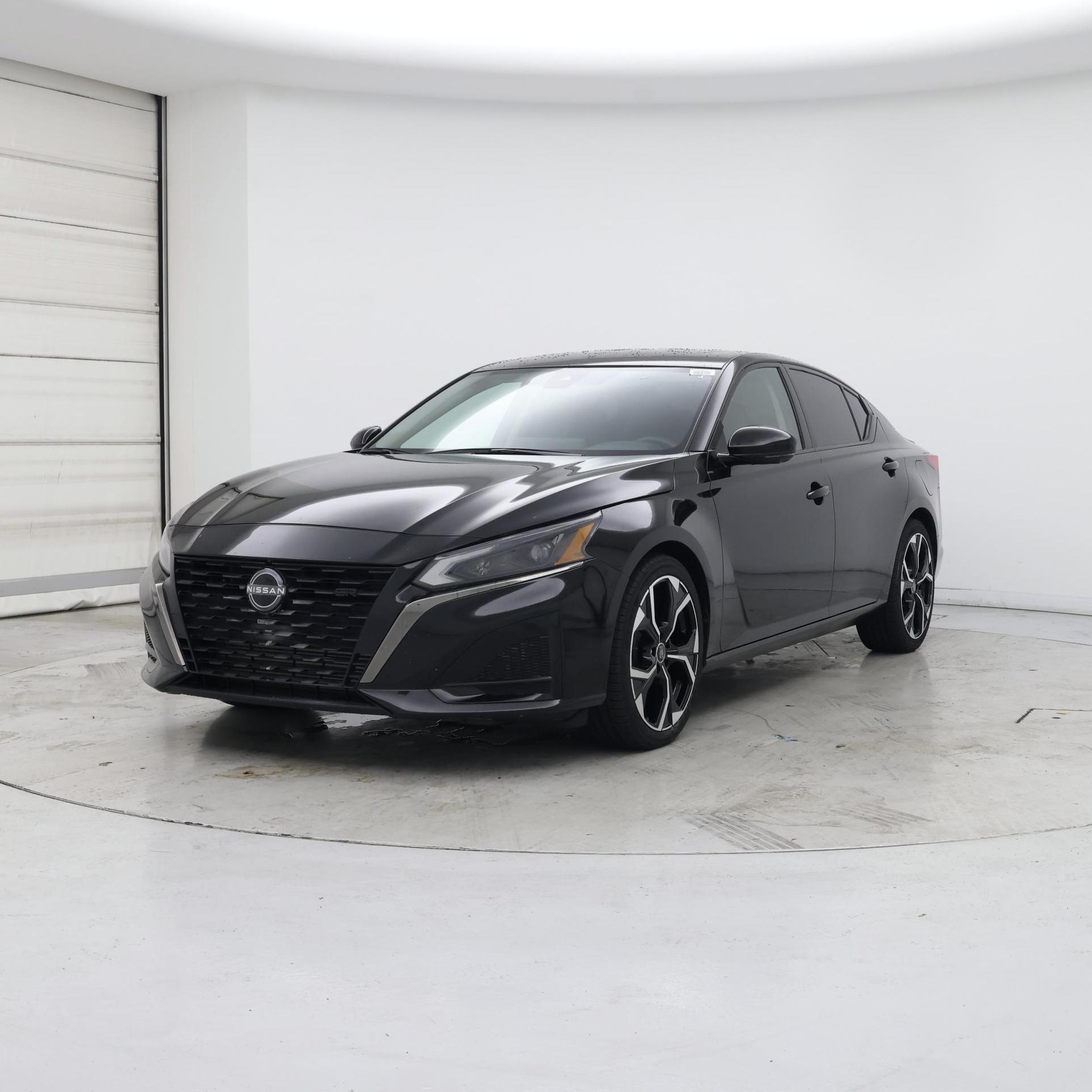 Thumbnail: 2023 Nissan Altima - 4