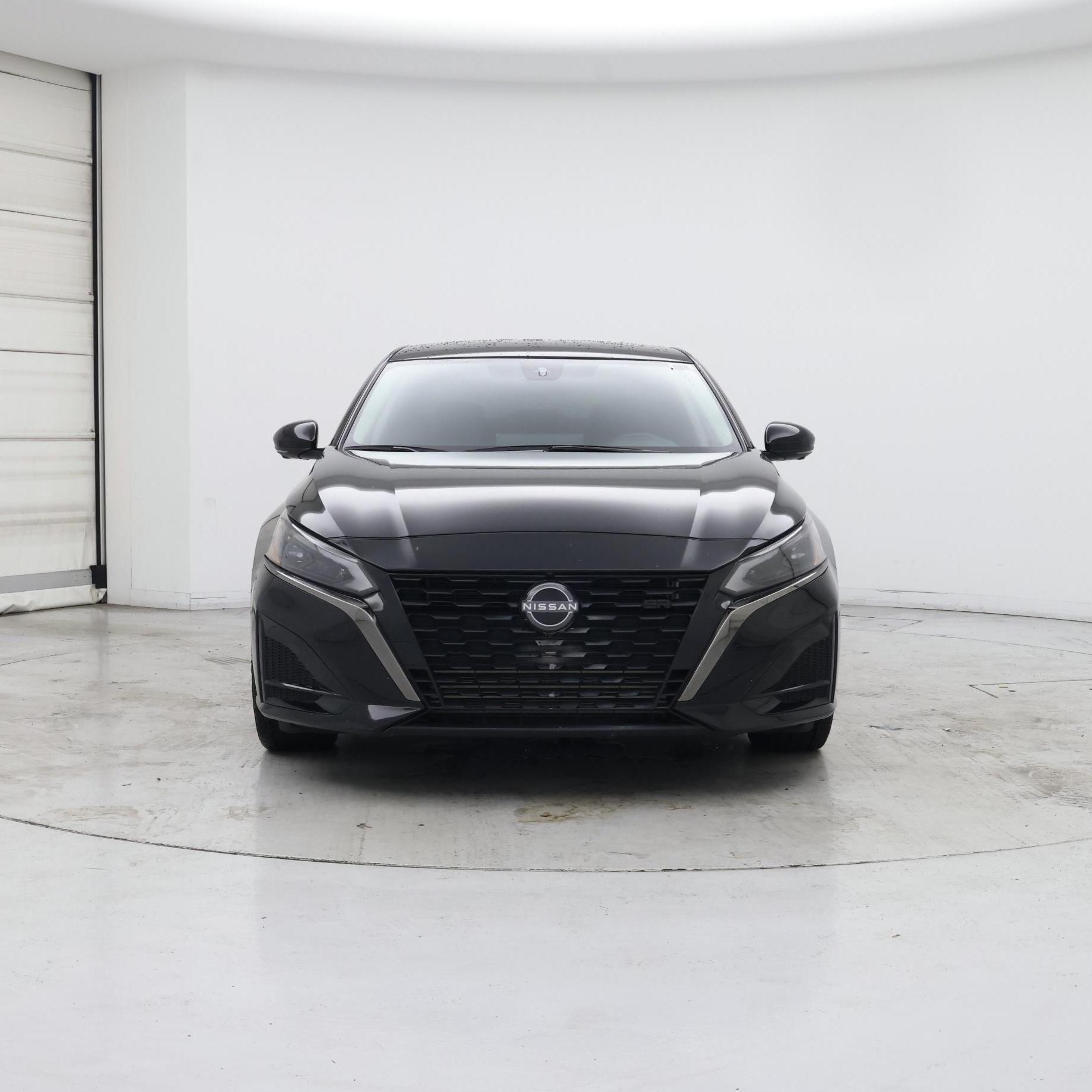 Thumbnail: 2023 Nissan Altima - 5