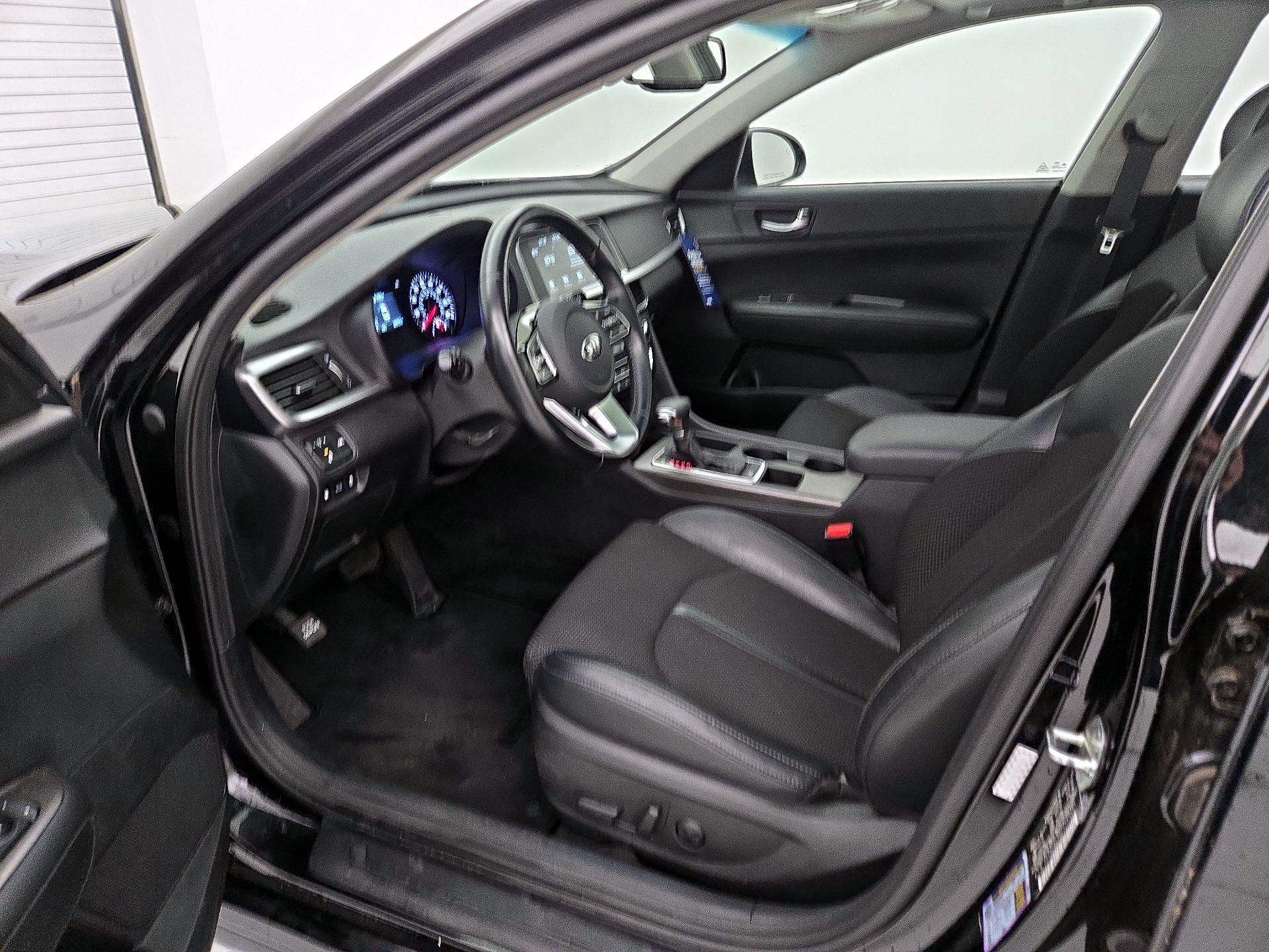 Thumbnail: 2019 Kia Optima - 11