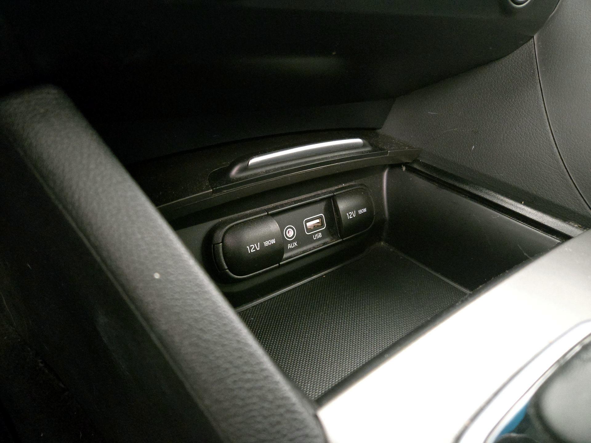 Thumbnail: 2019 Kia Optima - 18