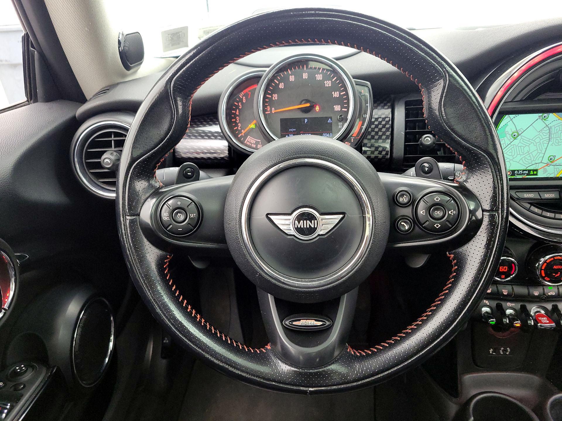 Thumbnail: 2018 MINI Cooper Hardtop - 10