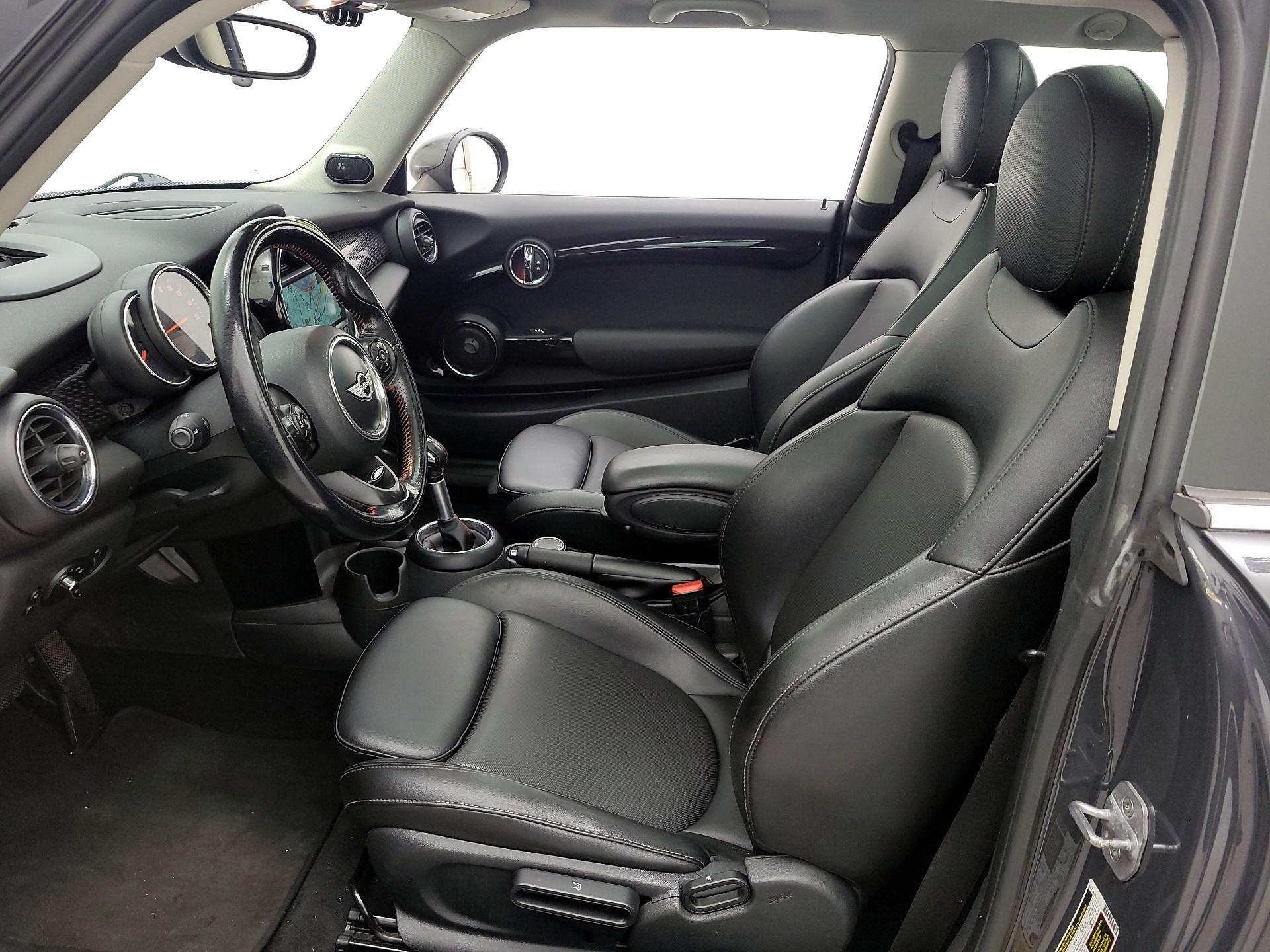 Thumbnail: 2018 MINI Cooper Hardtop - 11