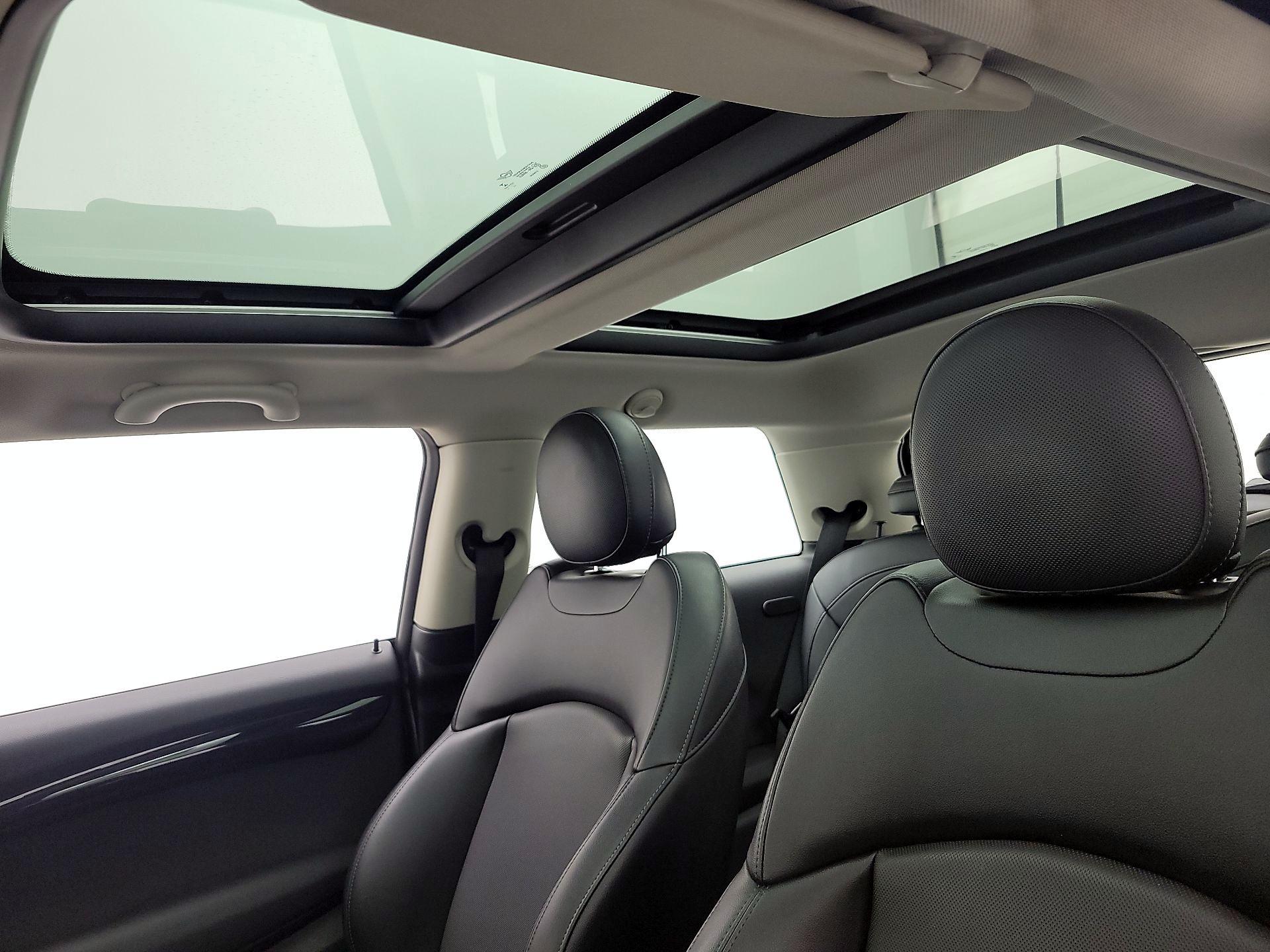 Thumbnail: 2018 MINI Cooper Hardtop - 20