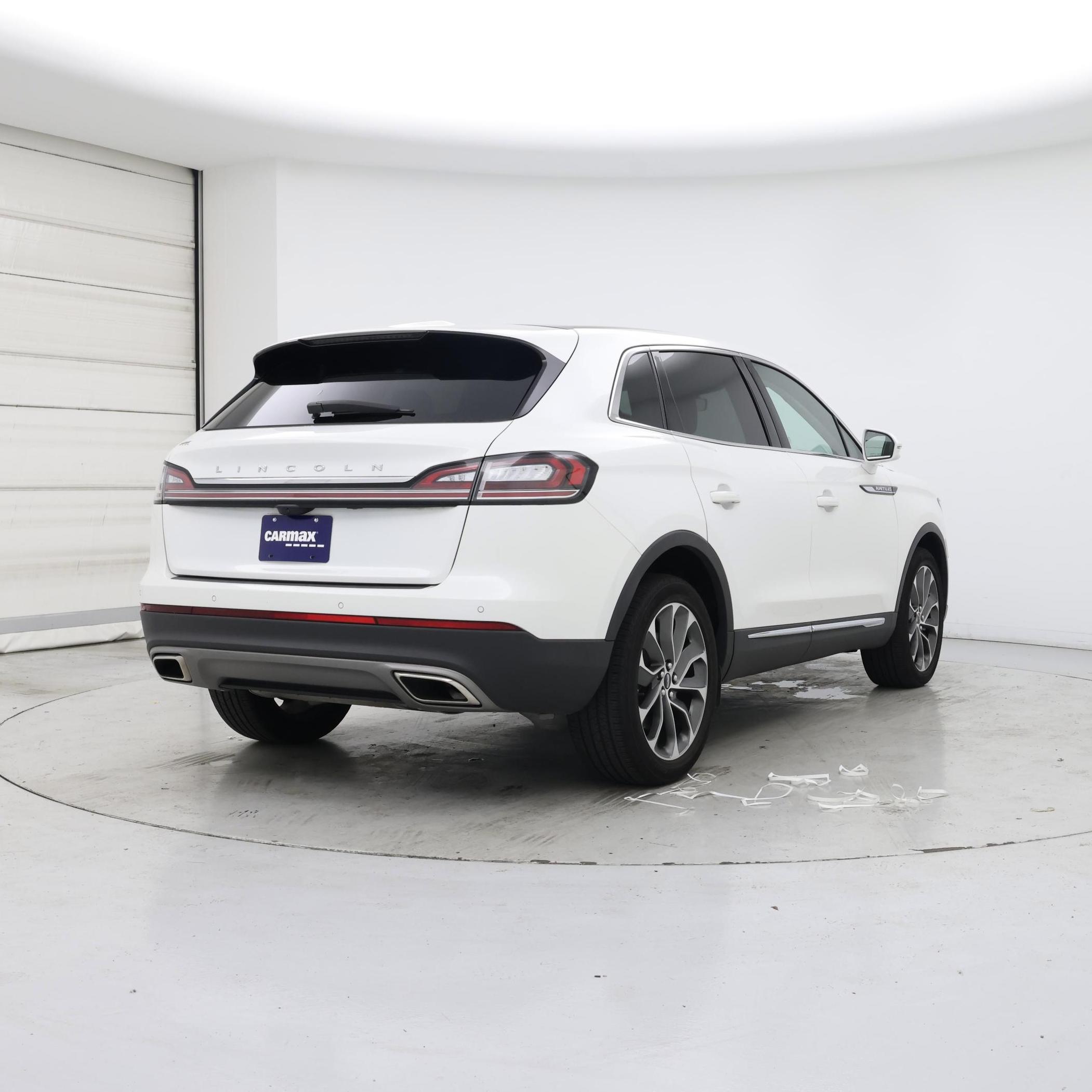 Thumbnail: 2021 Lincoln Nautilus - 8