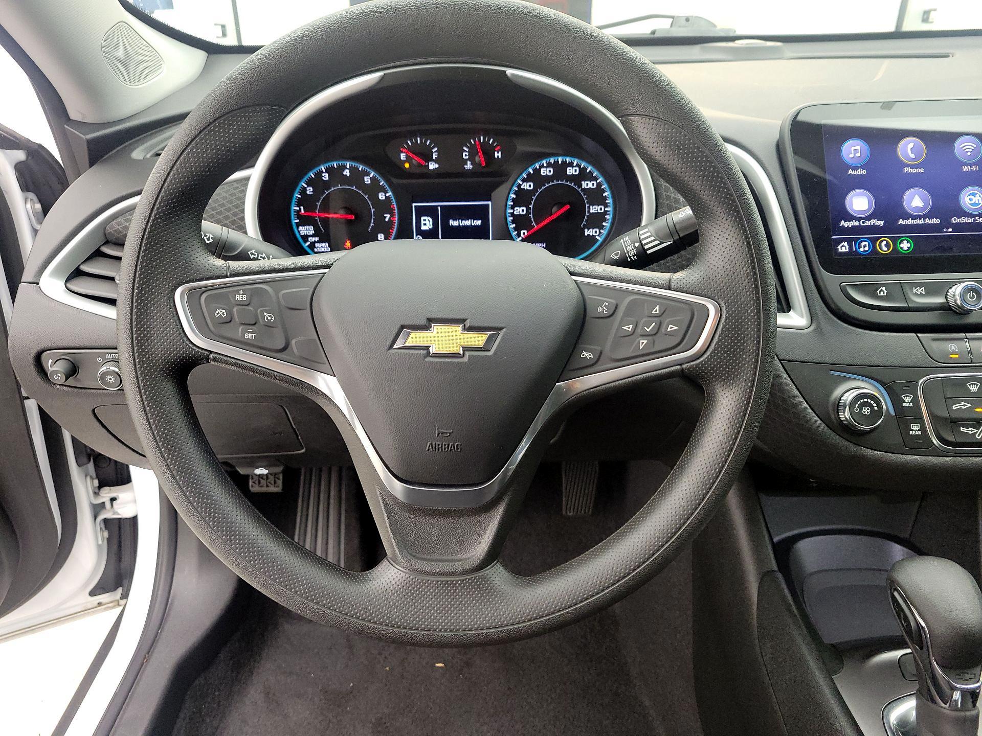 Thumbnail: 2022 Chevrolet Malibu - 10