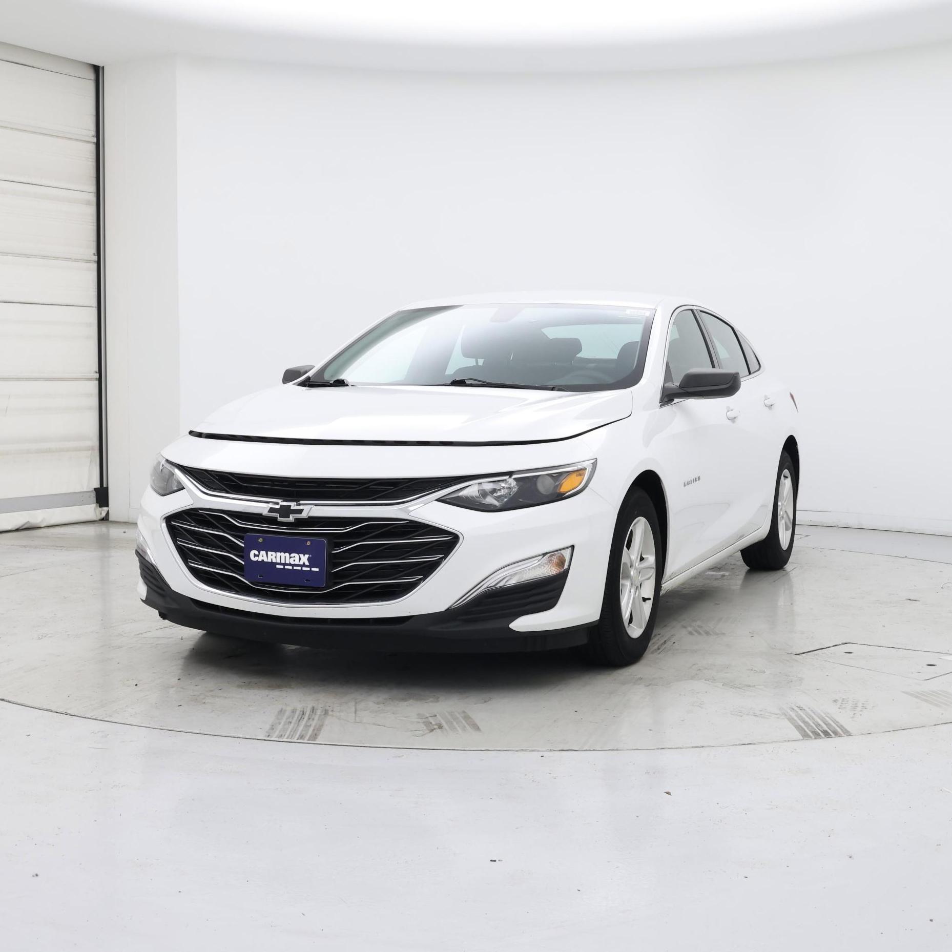 Thumbnail: 2022 Chevrolet Malibu - 4