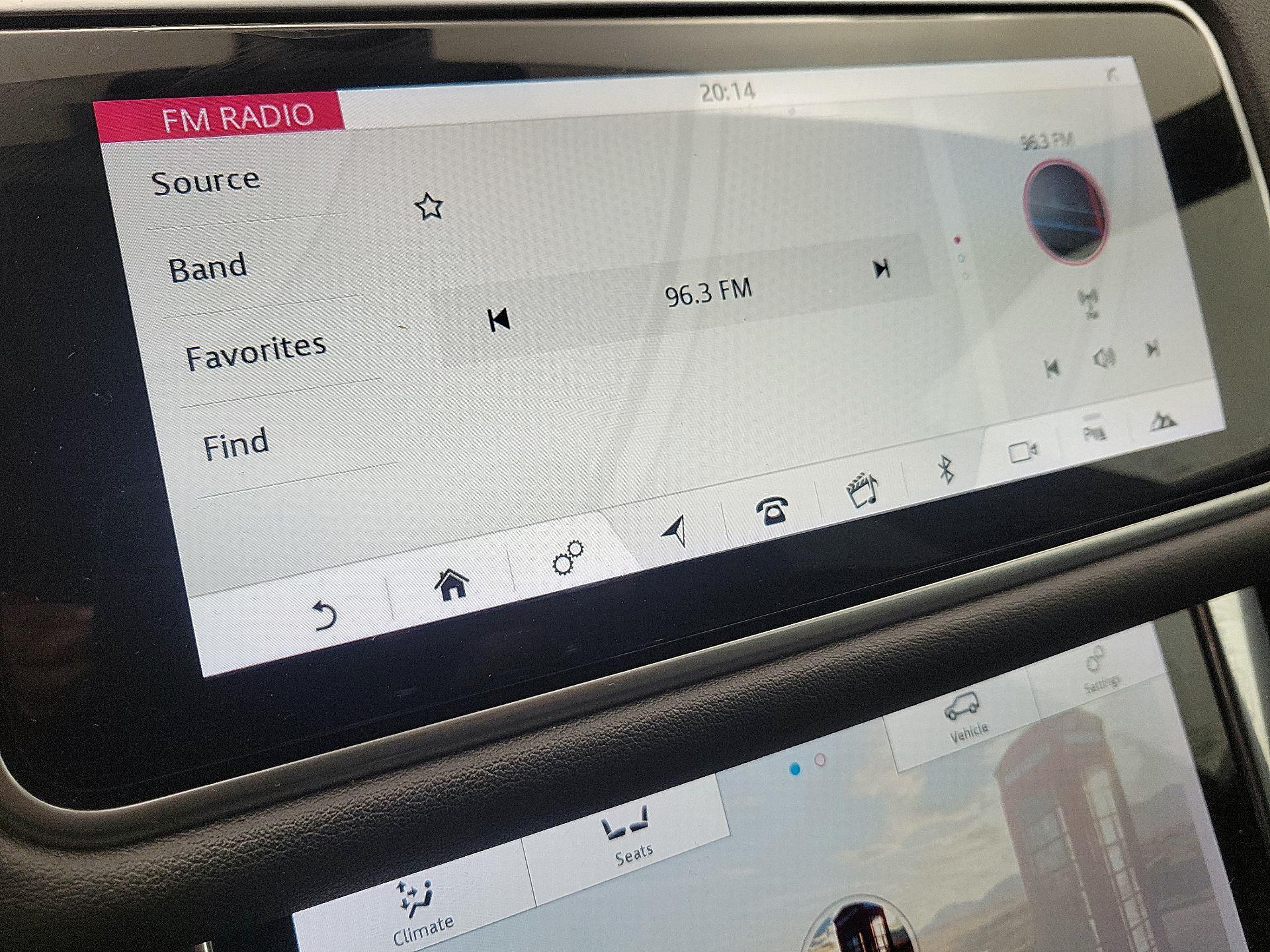 Thumbnail: 2020 Land Rover Range Rover Sport - 16