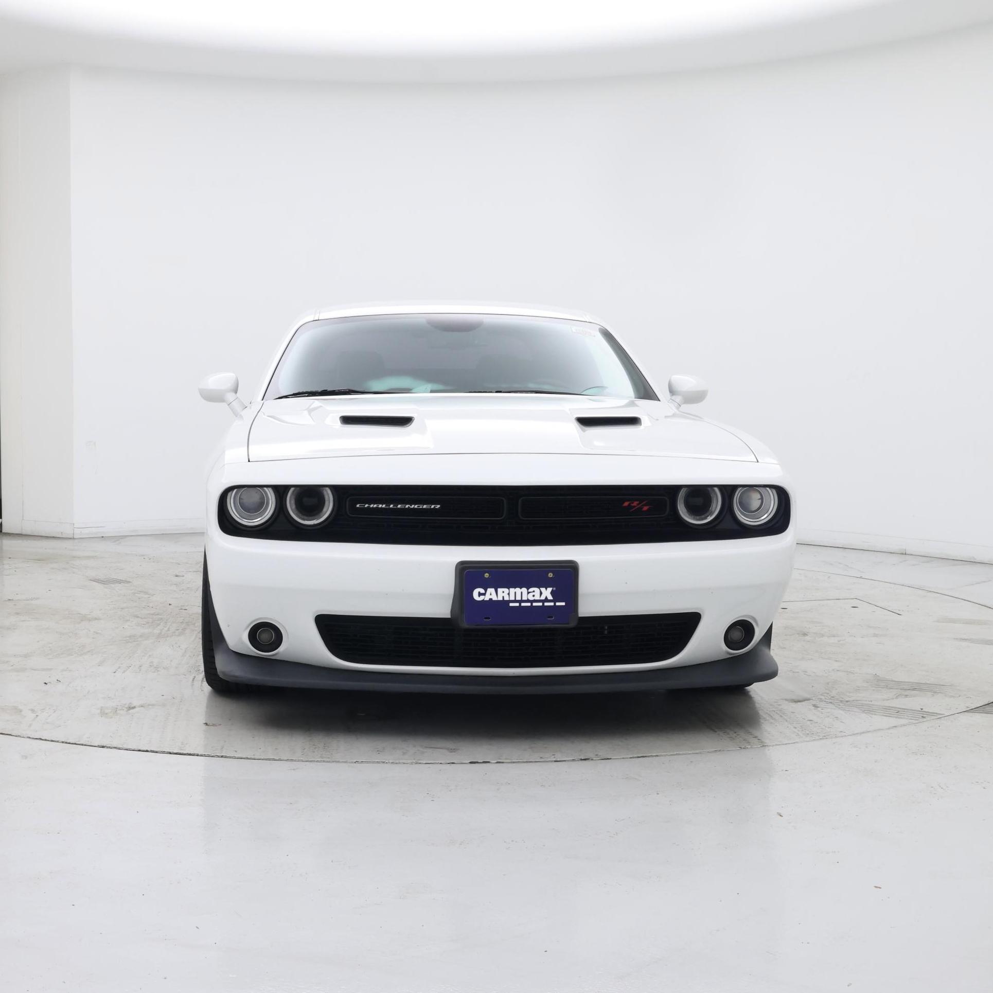 Thumbnail: 2017 Dodge Challenger - 5