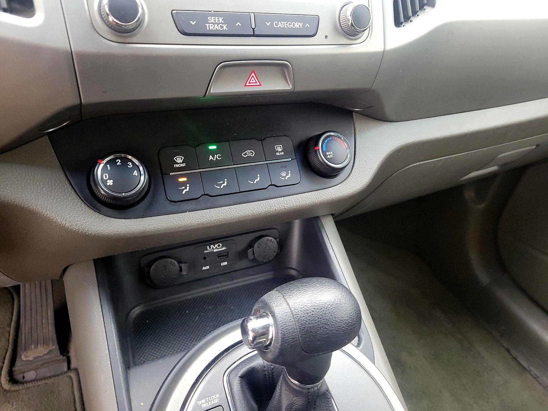 Thumbnail: 2013 Kia Sportage - 15