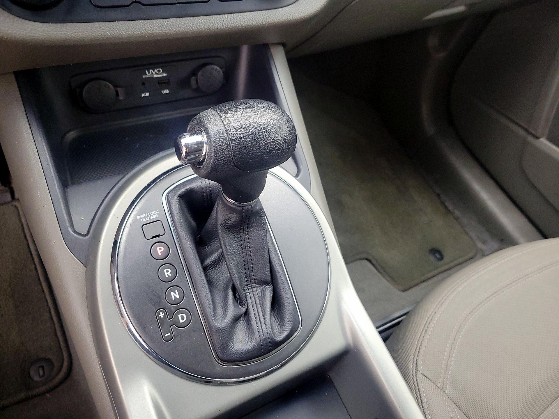 Thumbnail: 2013 Kia Sportage - 16