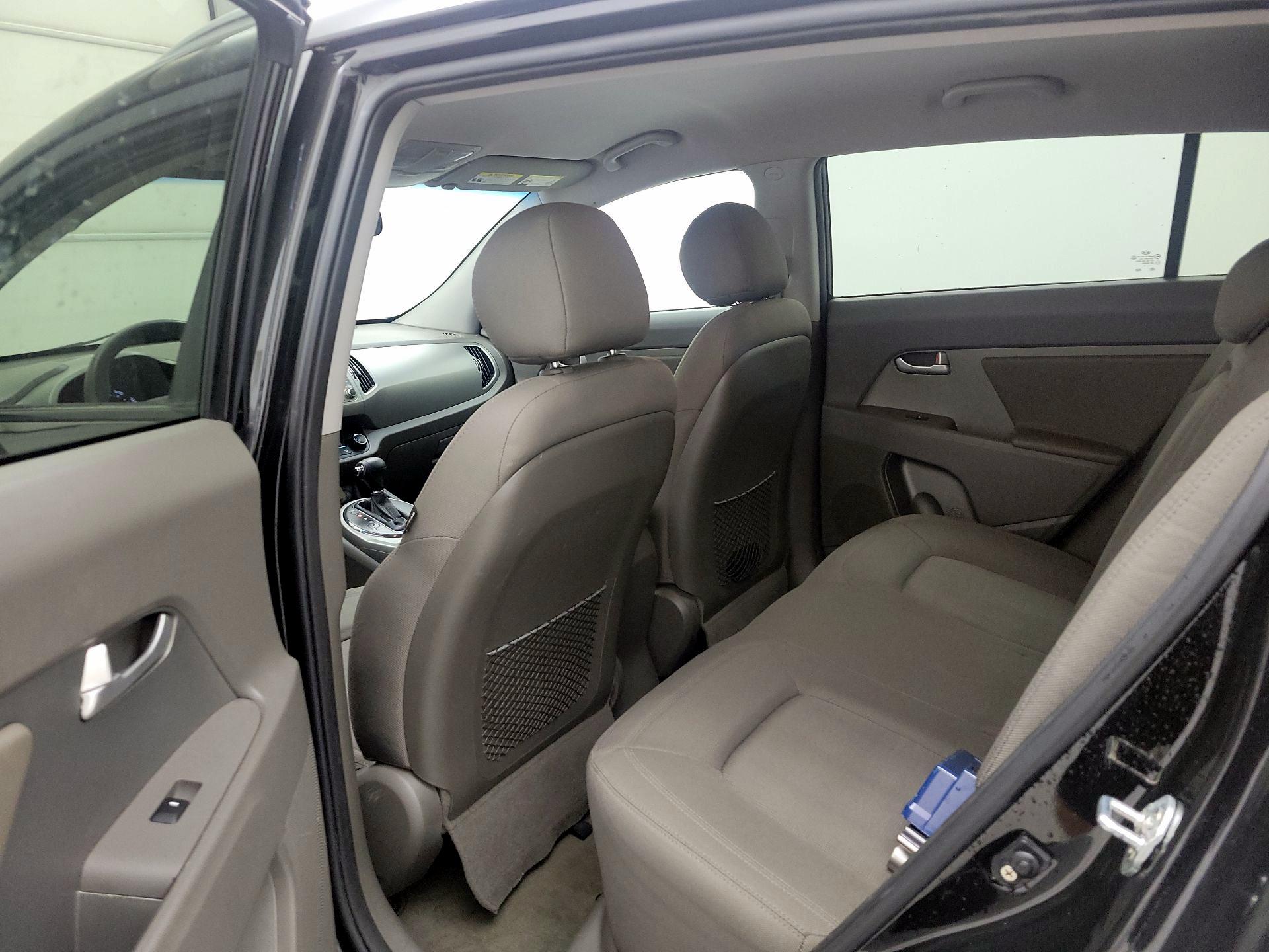 Thumbnail: 2013 Kia Sportage - 18