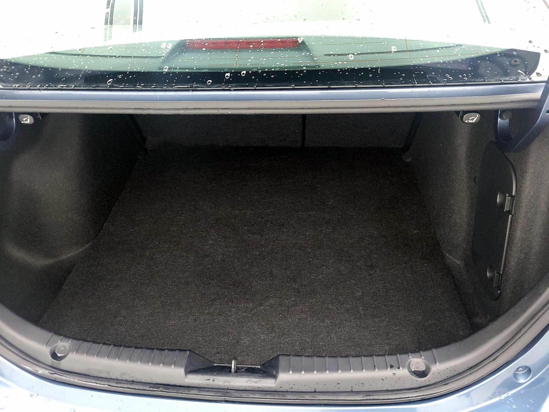 Thumbnail: 2015 Mazda Mazda3 - 20