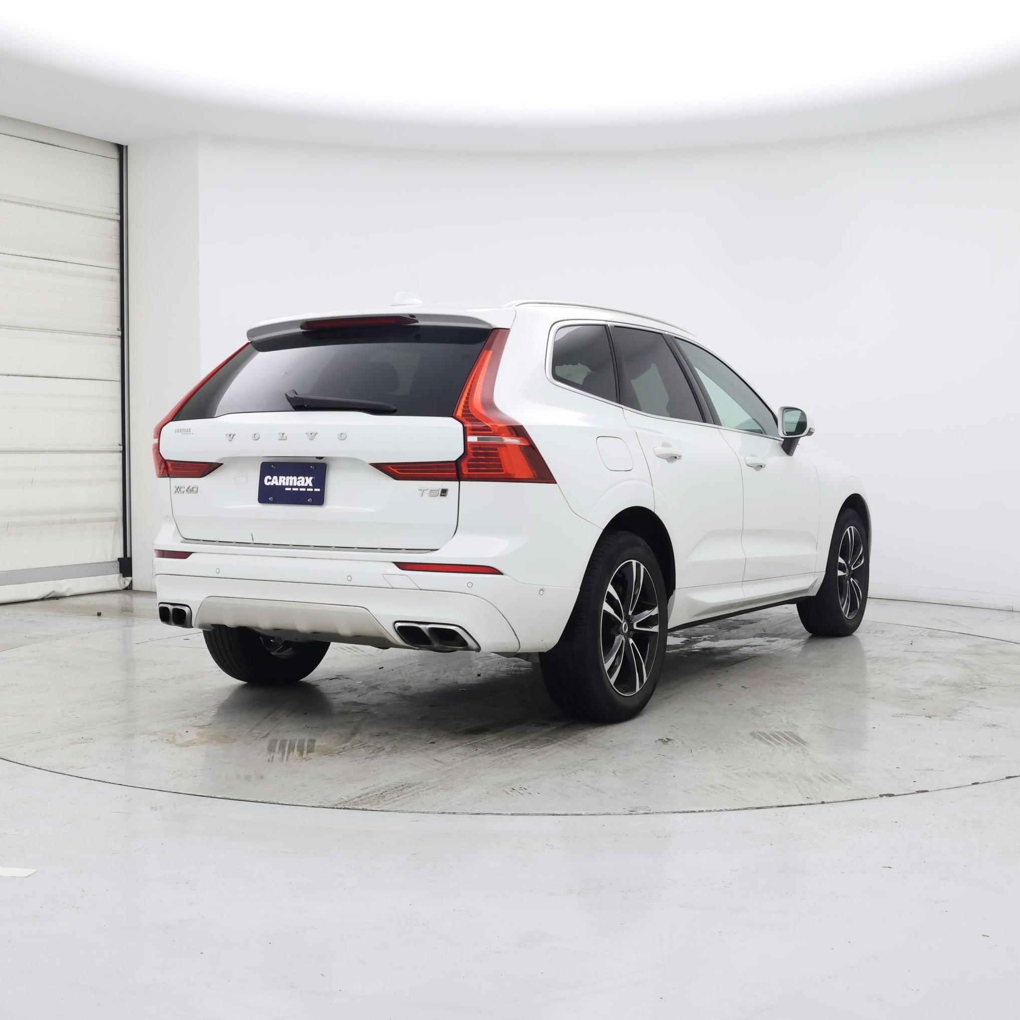 Thumbnail: 2019 Volvo XC60 - 8