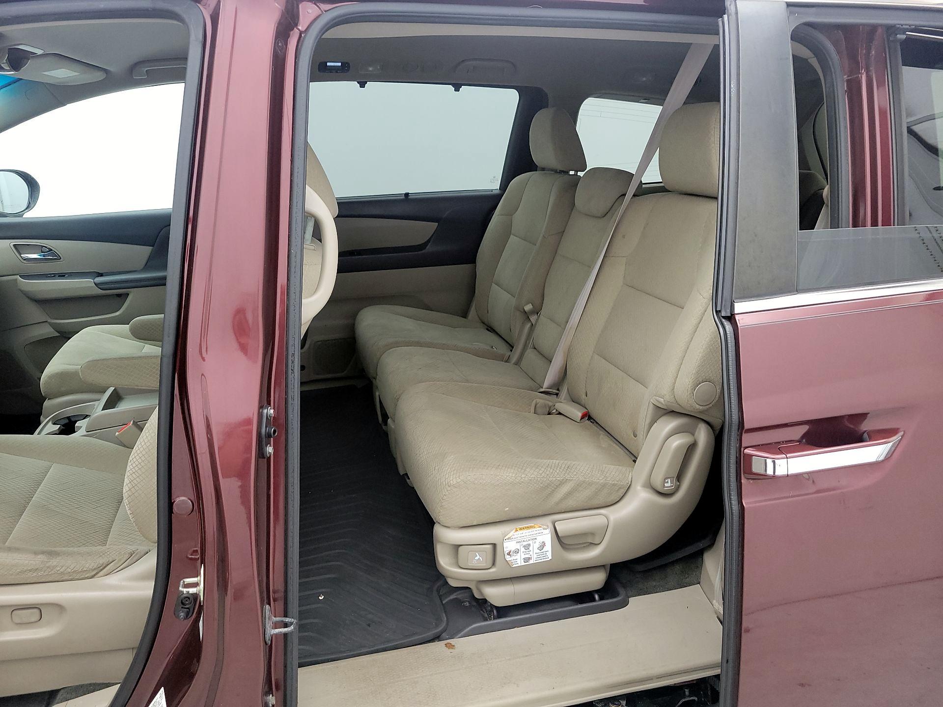 Thumbnail: 2016 Honda Odyssey - 19