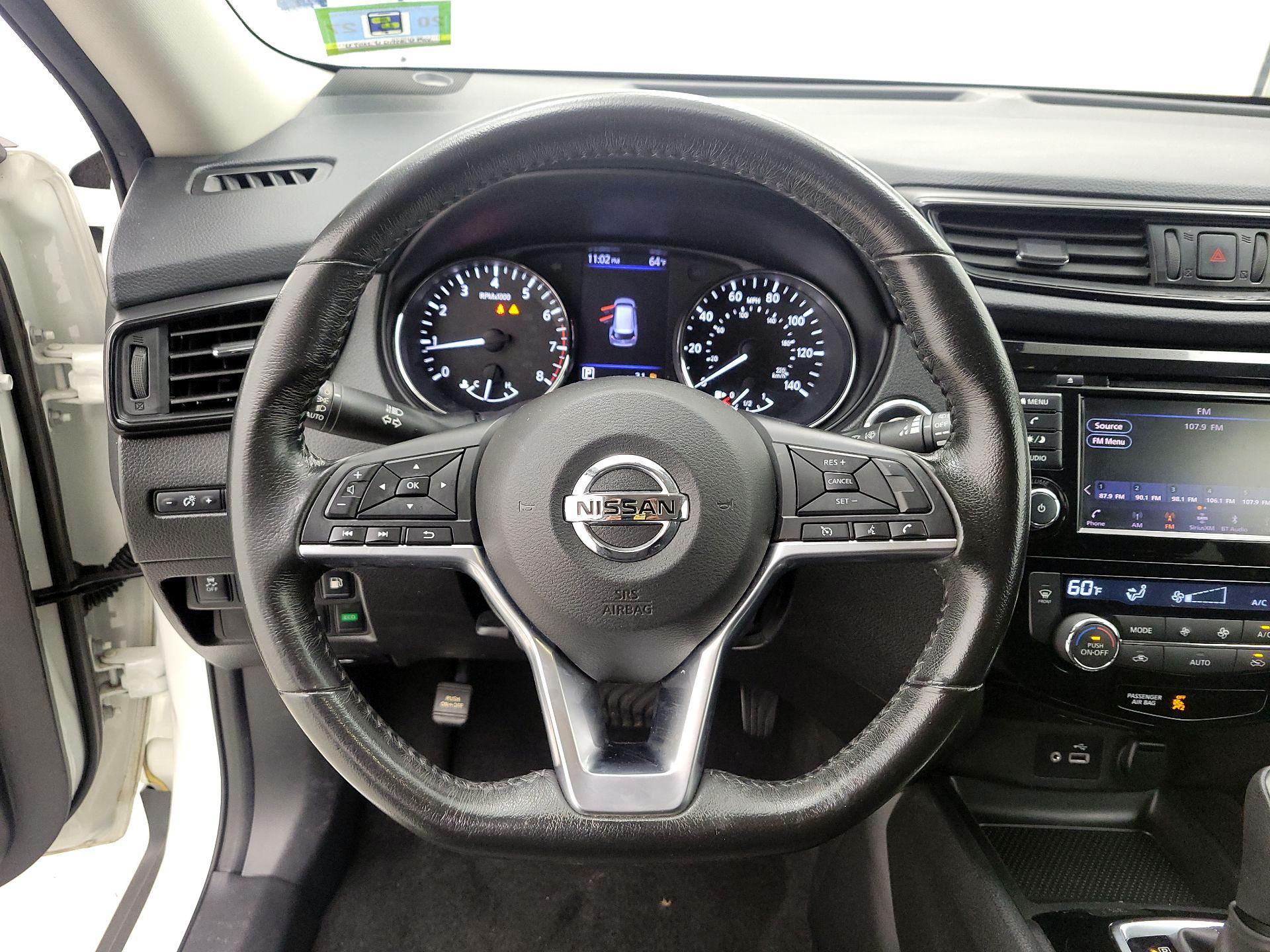 Thumbnail: 2018 Nissan Rogue - 10
