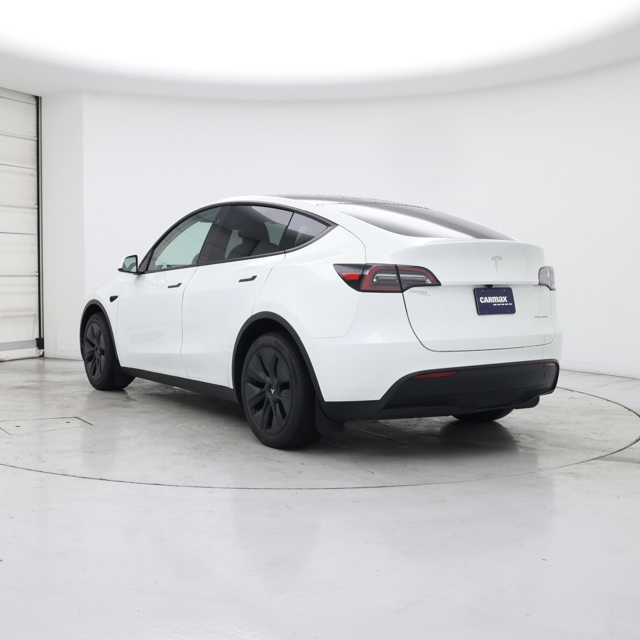 Thumbnail: 2024 Tesla Model Y - 2