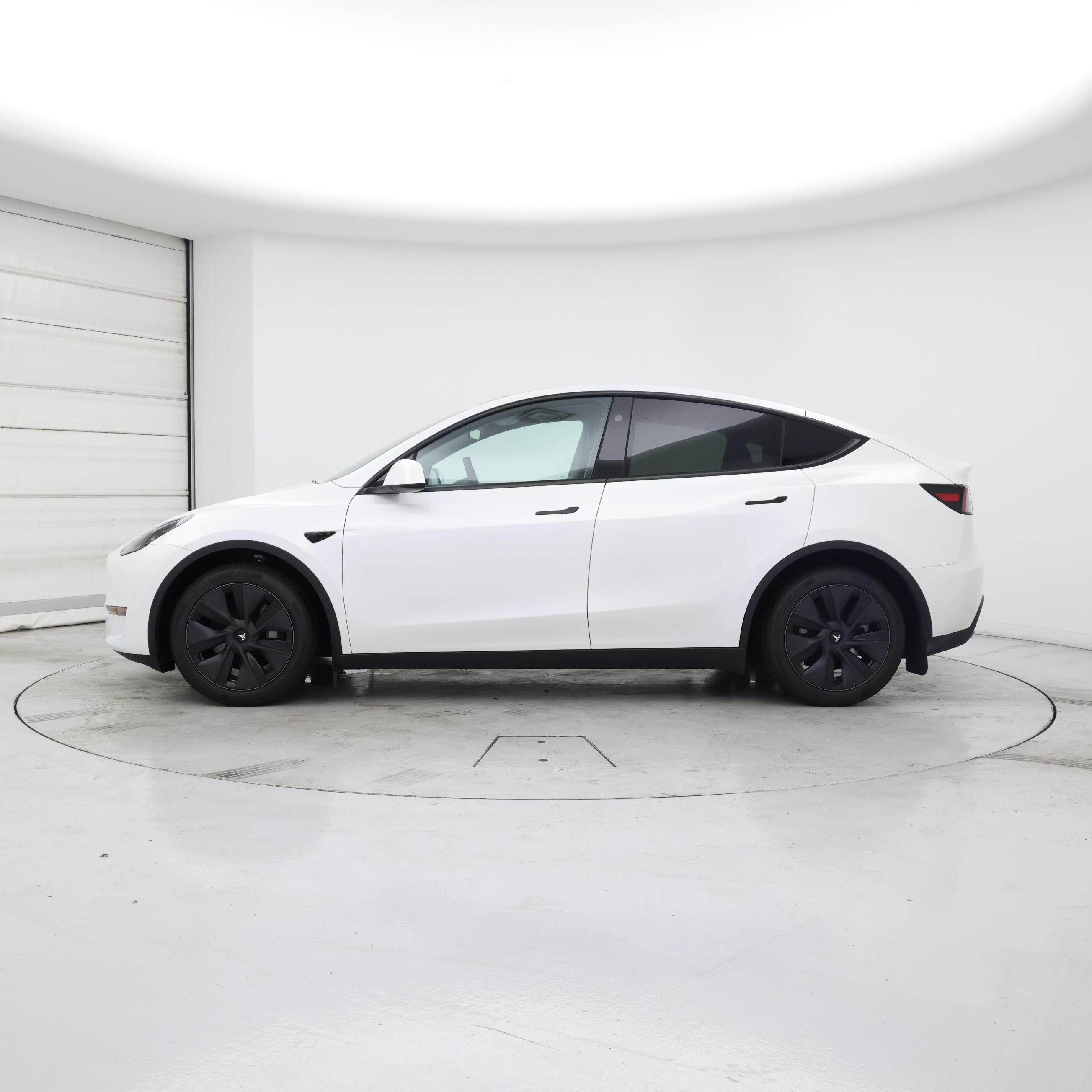 Thumbnail: 2024 Tesla Model Y - 3