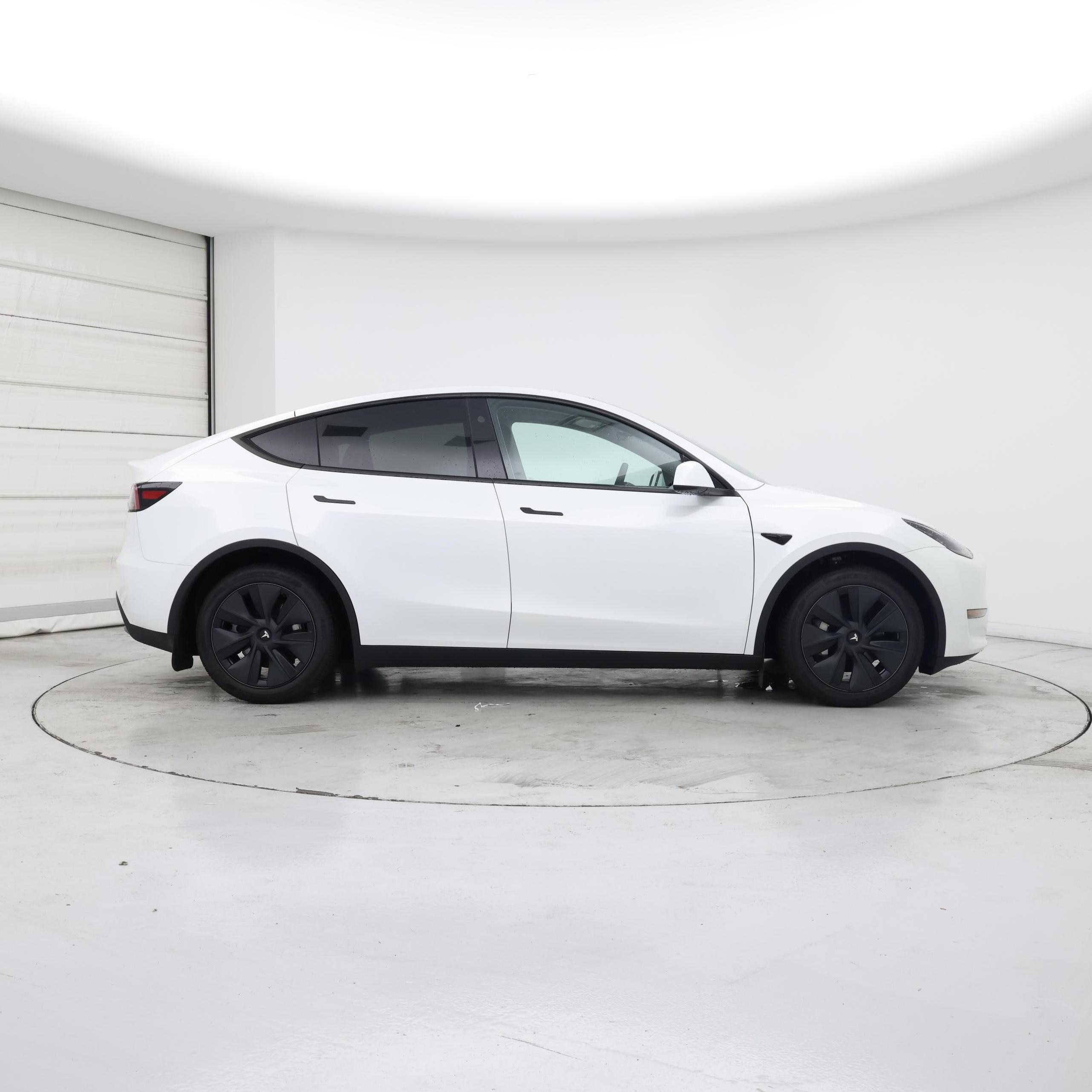 Thumbnail: 2024 Tesla Model Y - 7