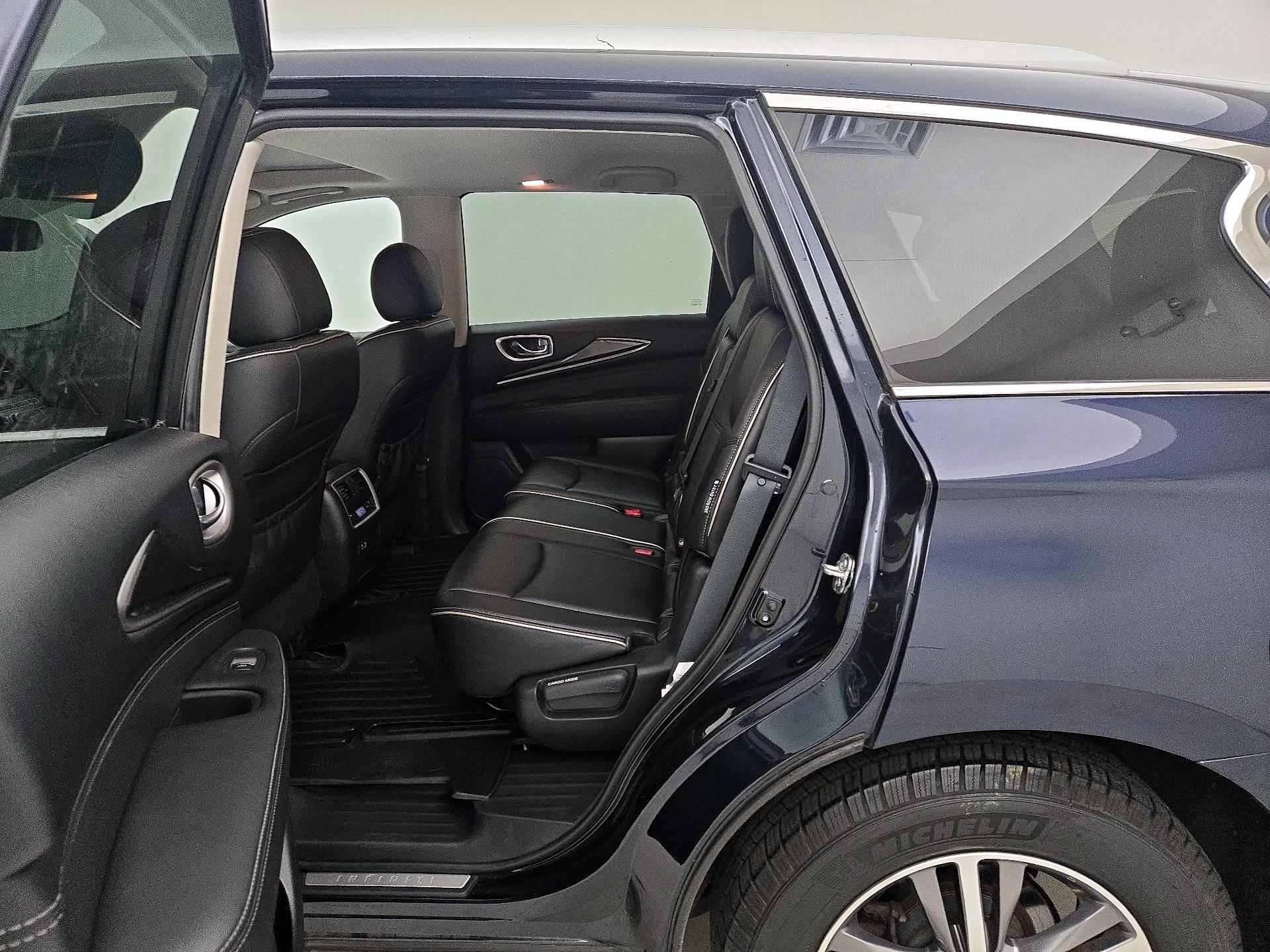 Thumbnail: 2019 INFINITI QX60 - 17