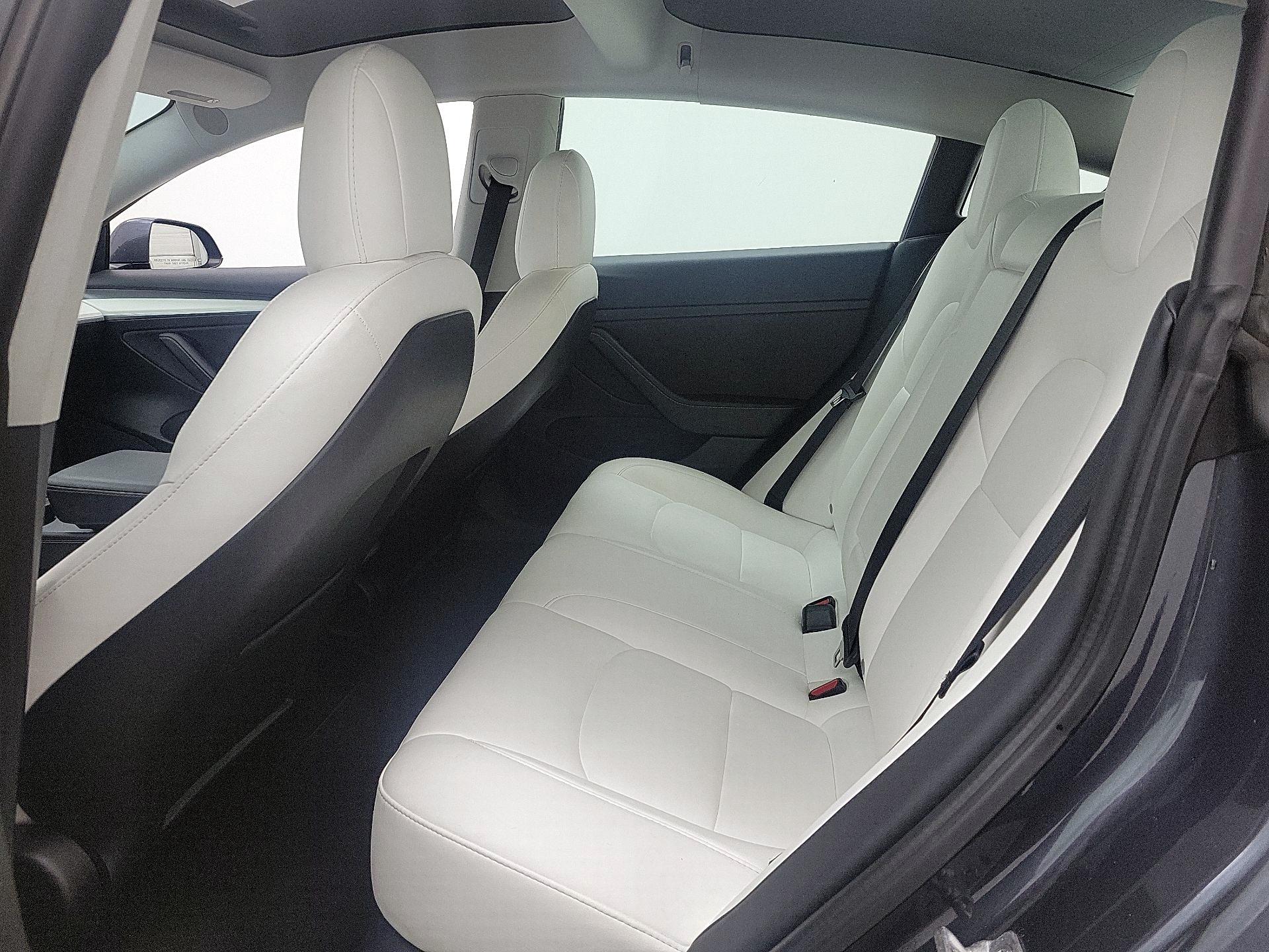 Thumbnail: 2021 Tesla Model 3 - 18
