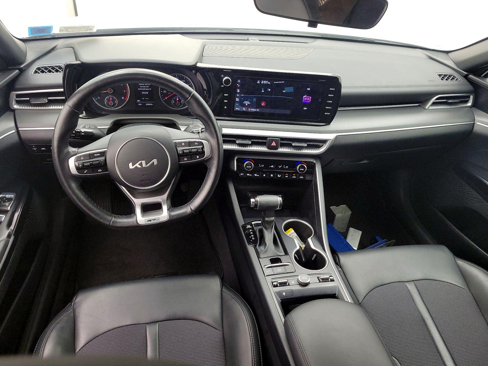Thumbnail: 2023 Kia K5 - 9