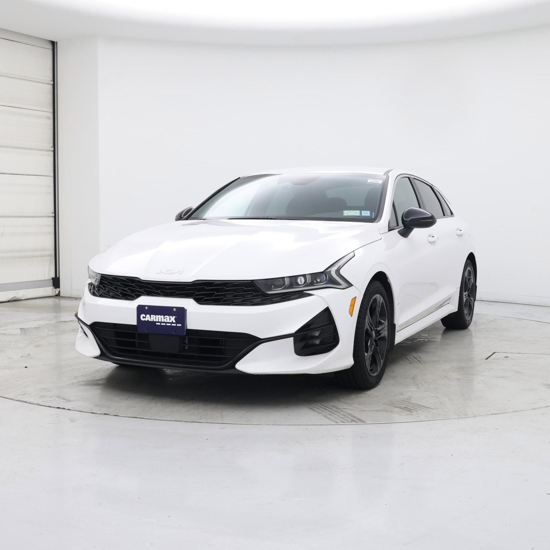 Thumbnail: 2023 Kia K5 - 4