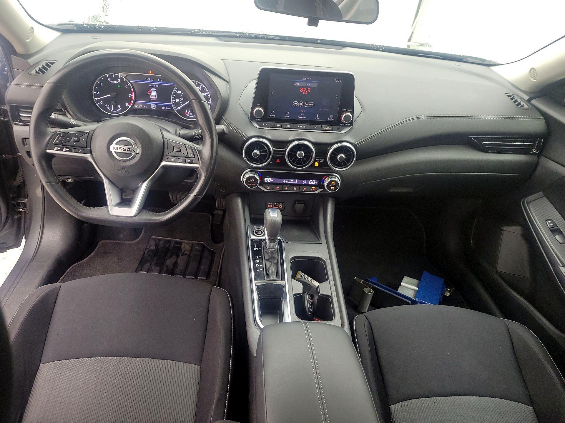 Thumbnail: 2020 Nissan Sentra - 9